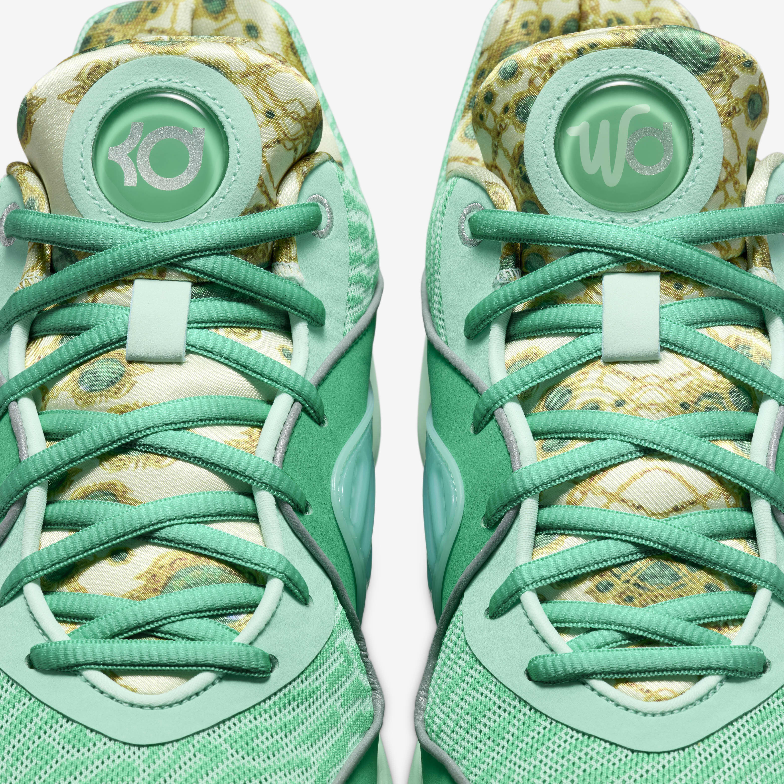 kids foot locker kyrie 5