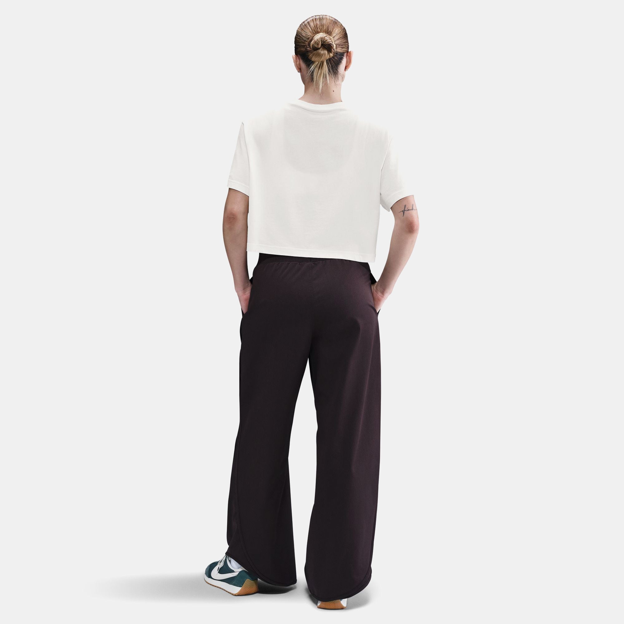 Nike Sportswear Club image number 1