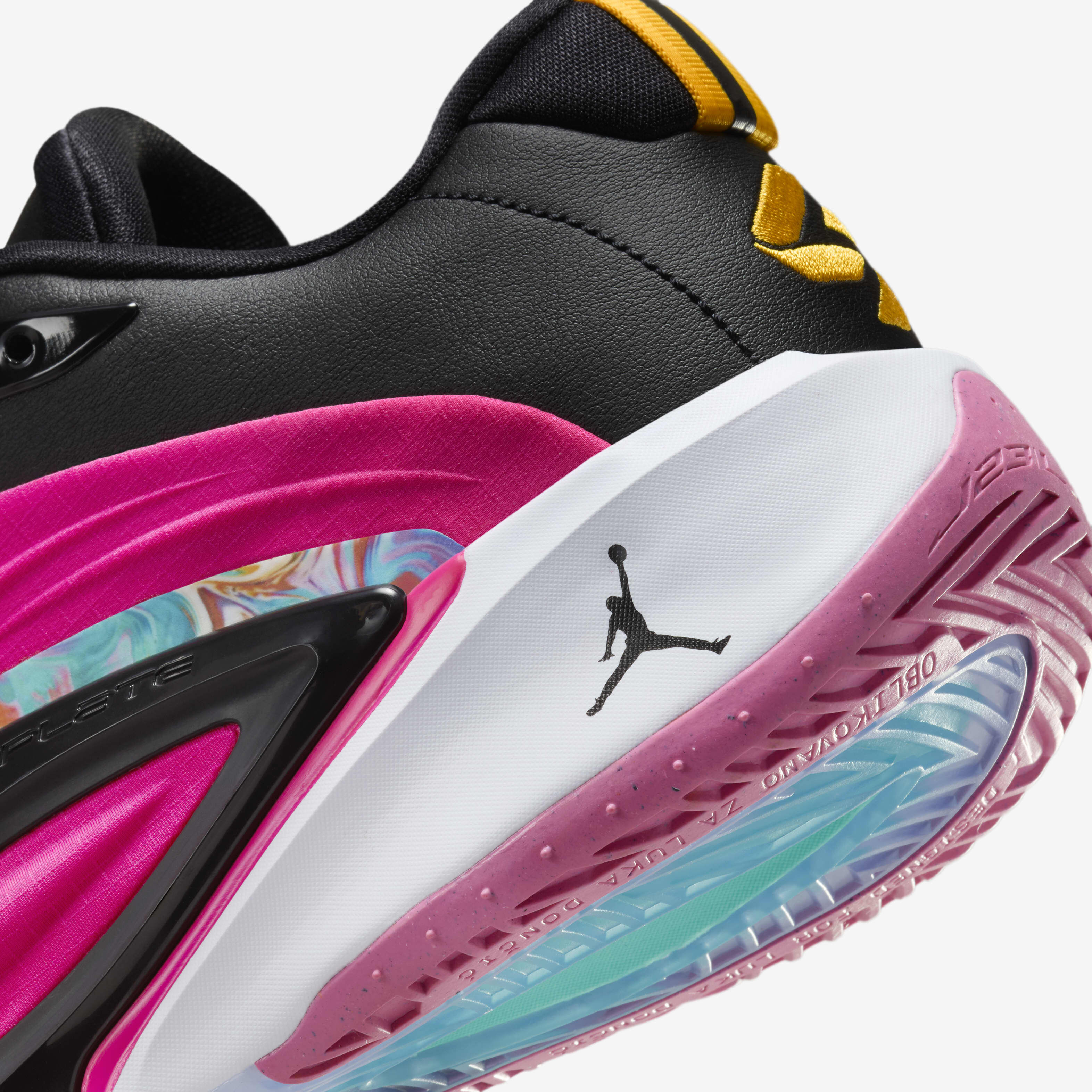 Pink cp3 shoes store