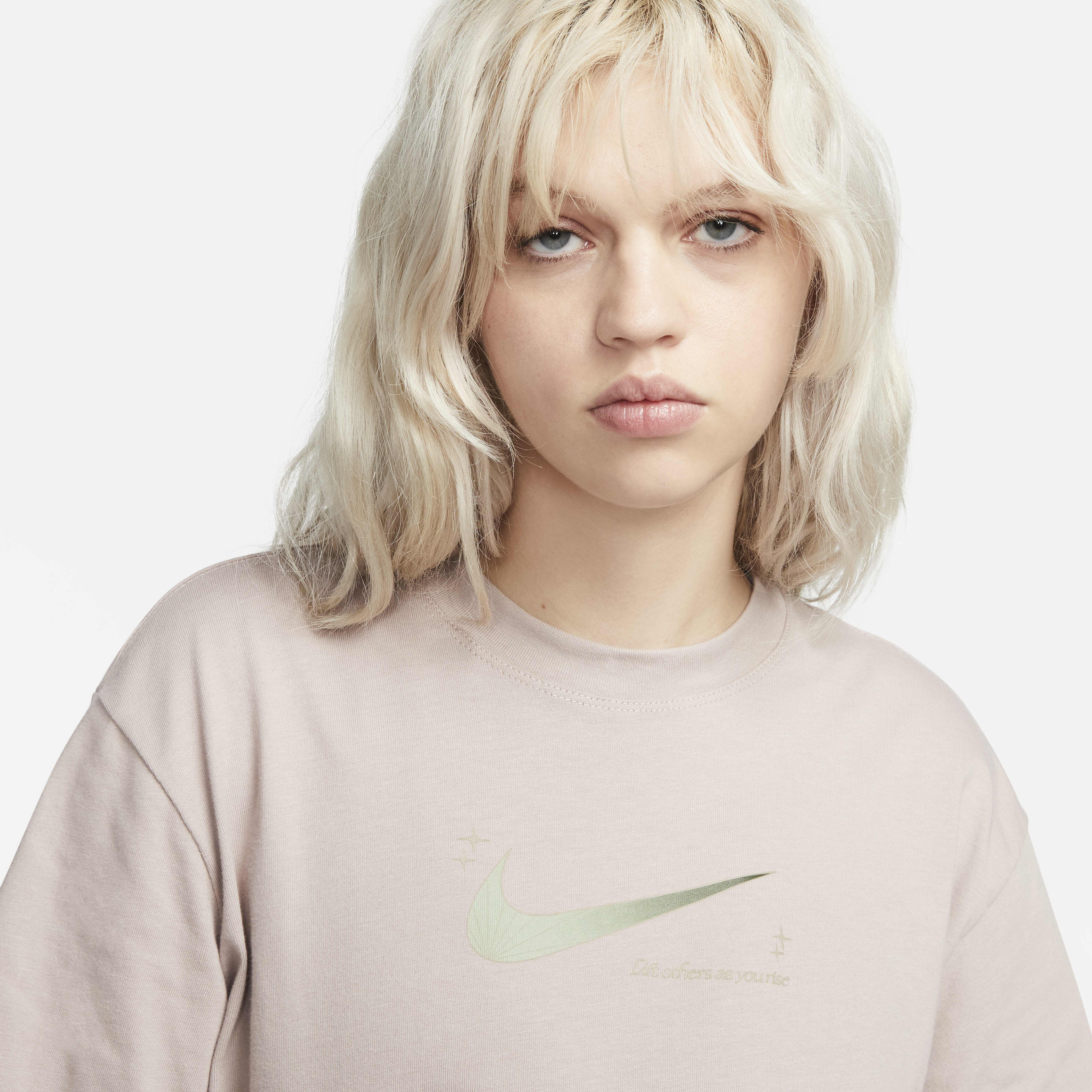 نايكي سبورتسوير image number 2