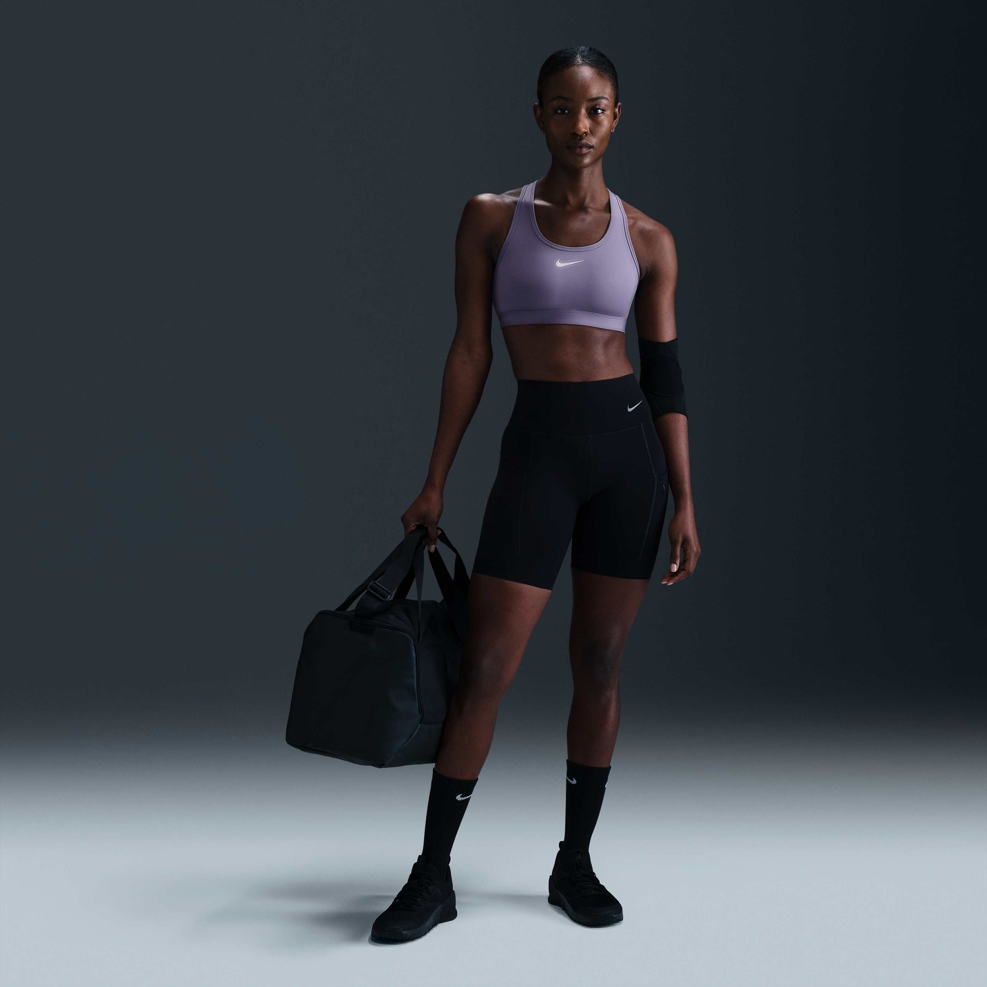 Nike Swoosh Medium-Support image number 3