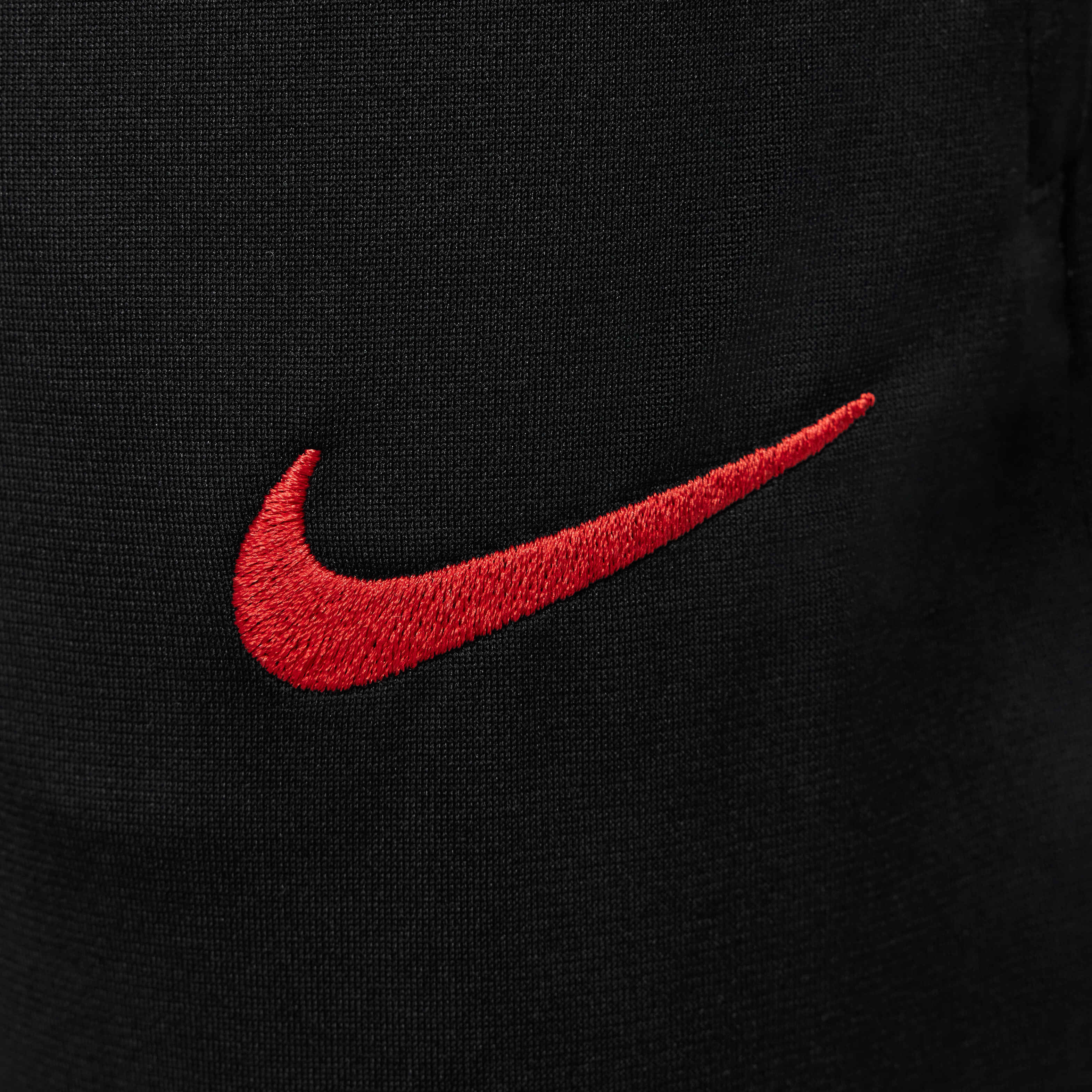 Liverpool F.C. Strike Special Edition image number 12