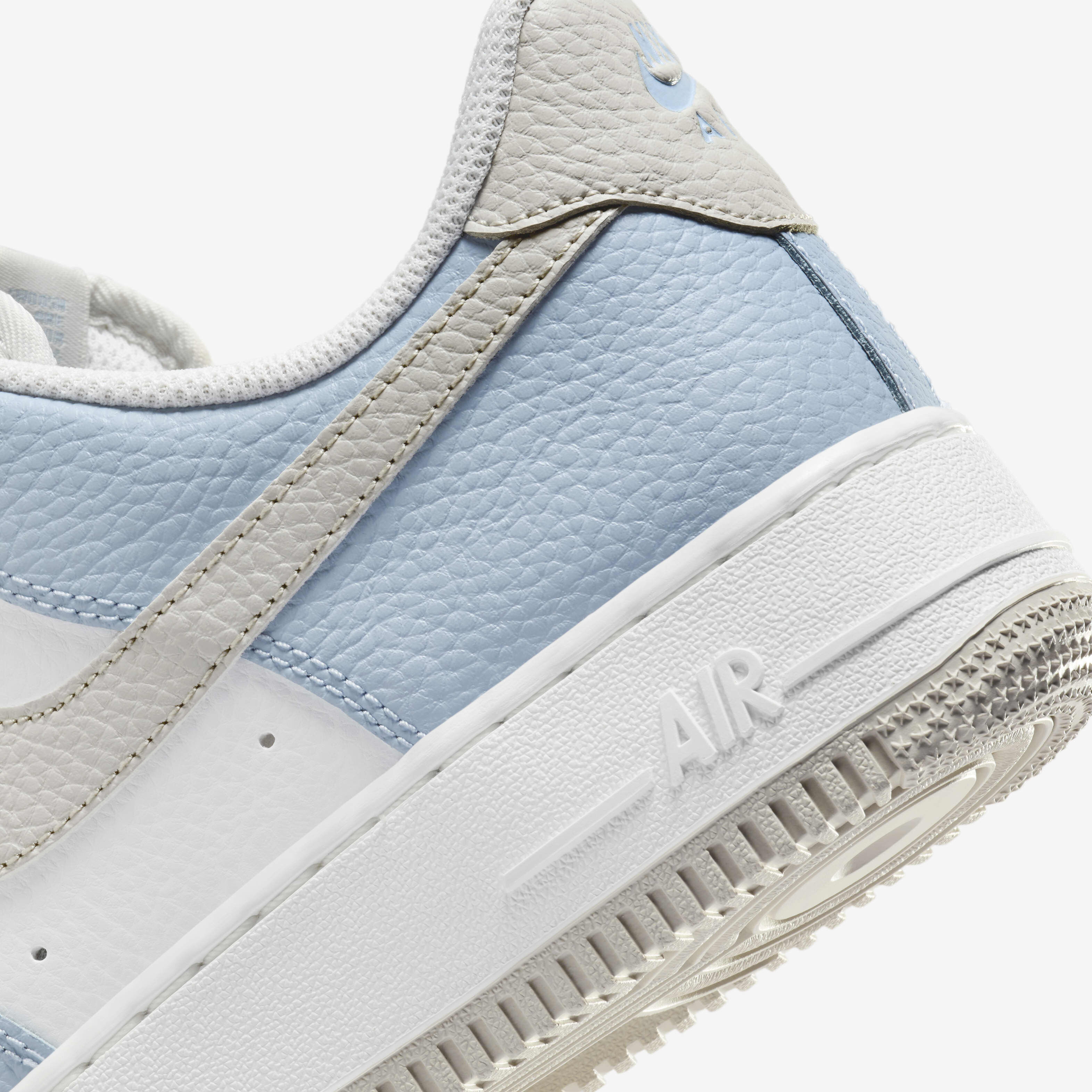 Nike air force 1 07 trainers white light armory blue cheap