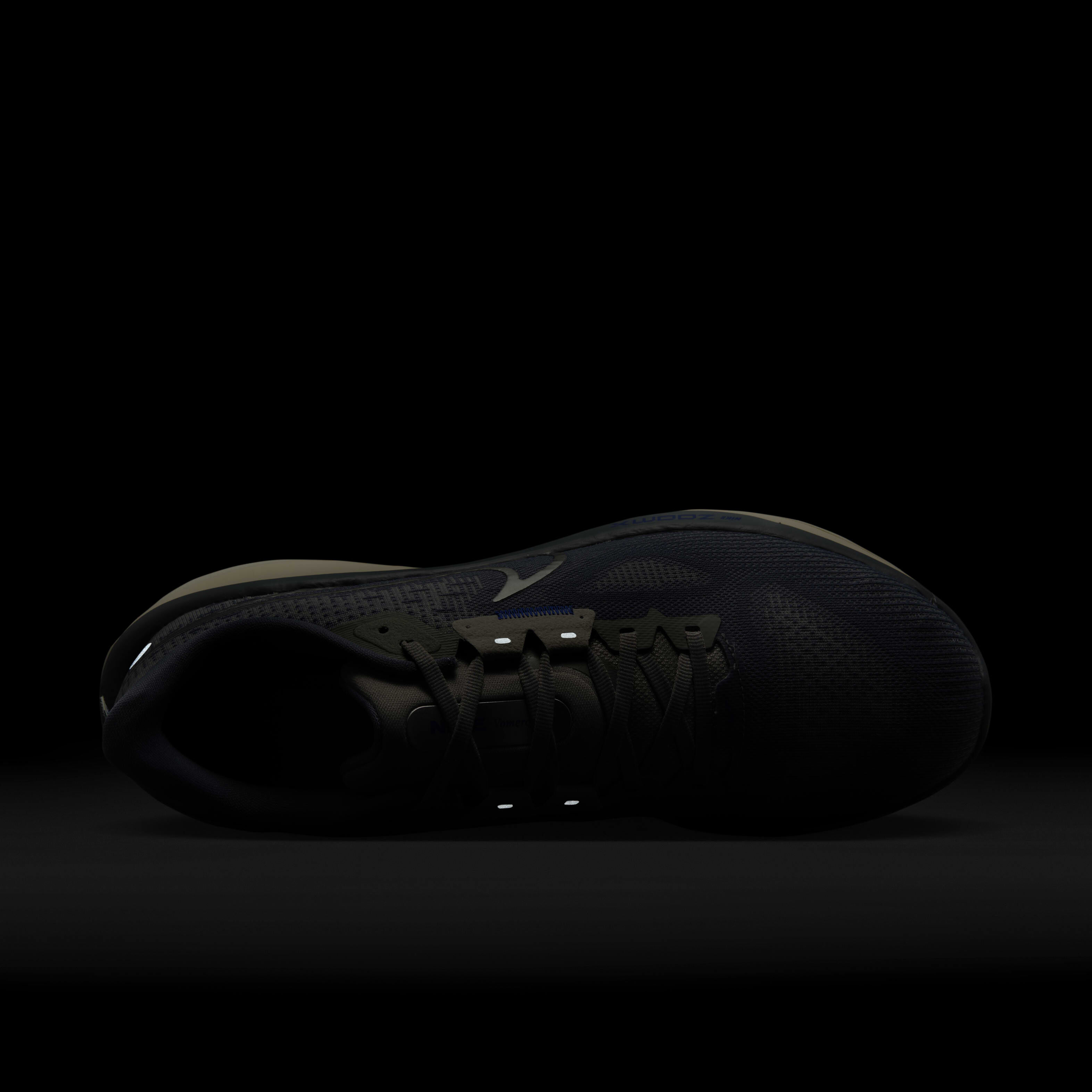 نايكي فوميرو 17 image number 8