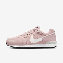 Nike Venture Runner