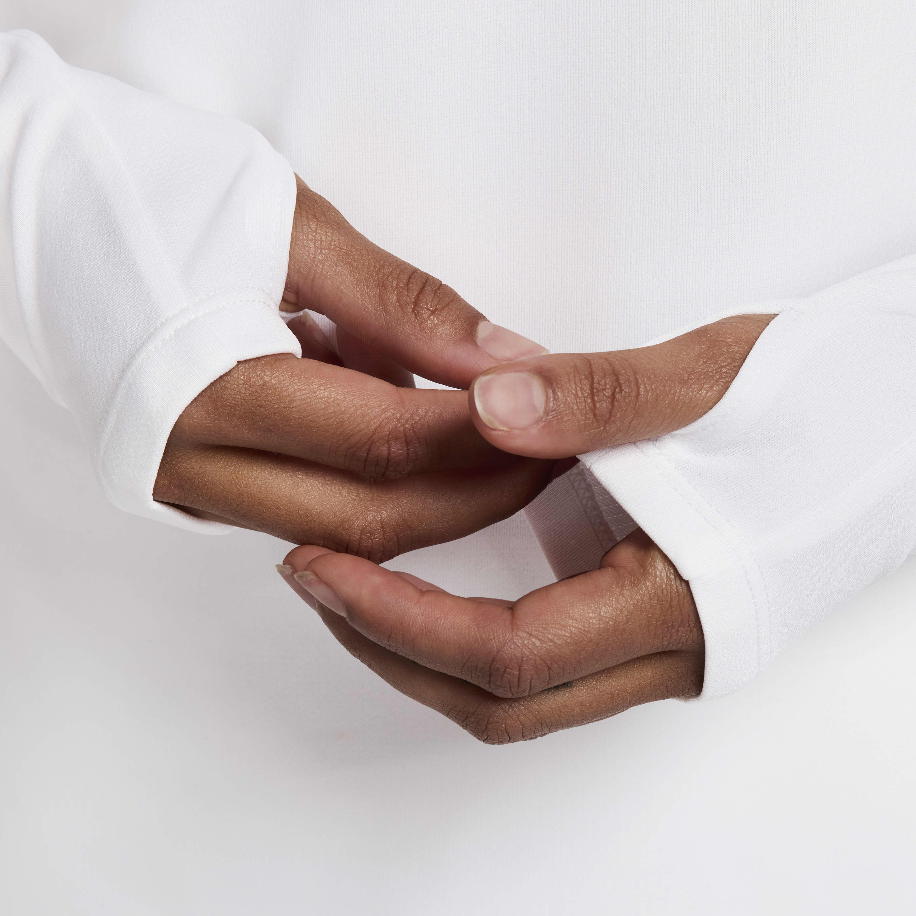 نايكي سووش image number 3