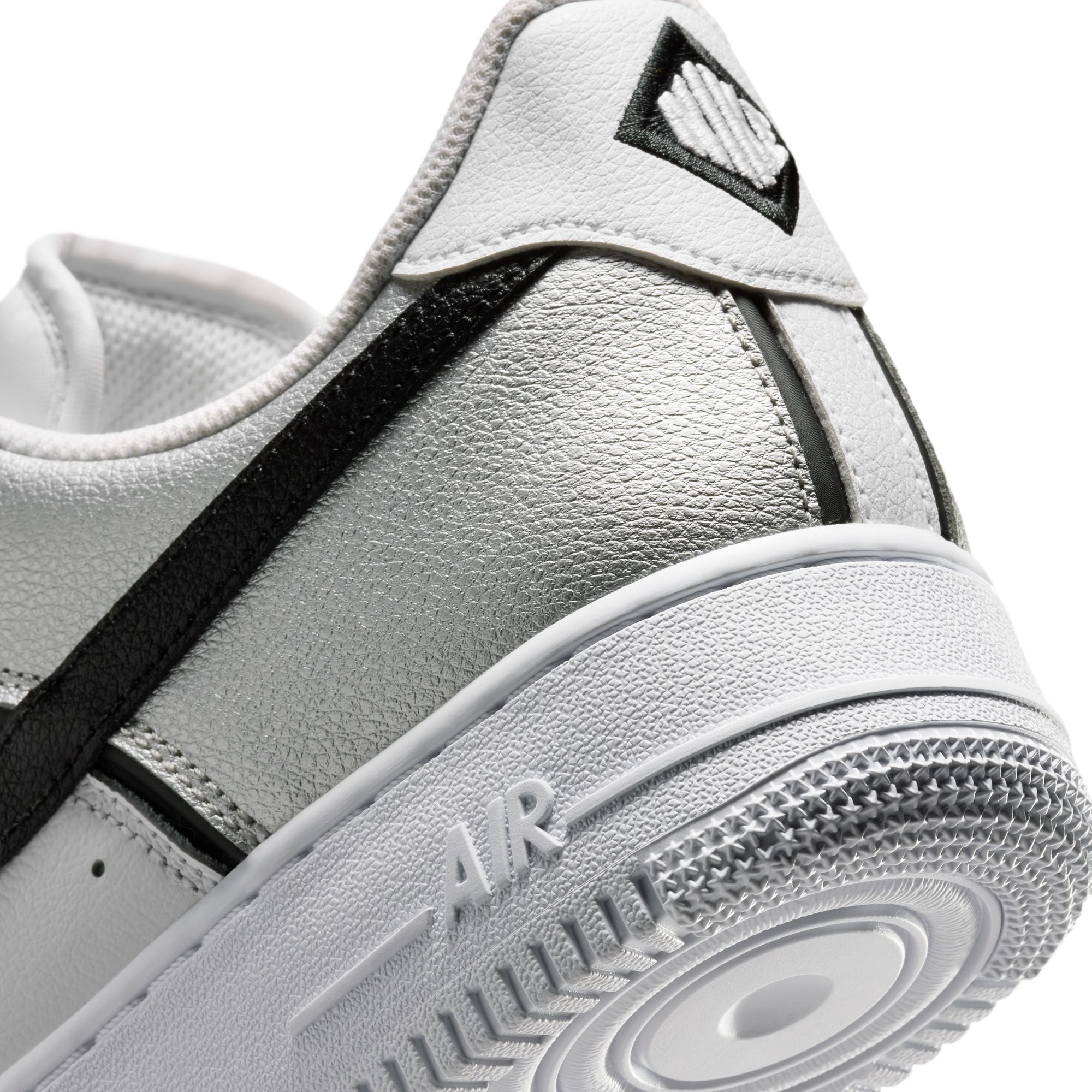 Nike Air Force 1 '07 LV8  image number 10