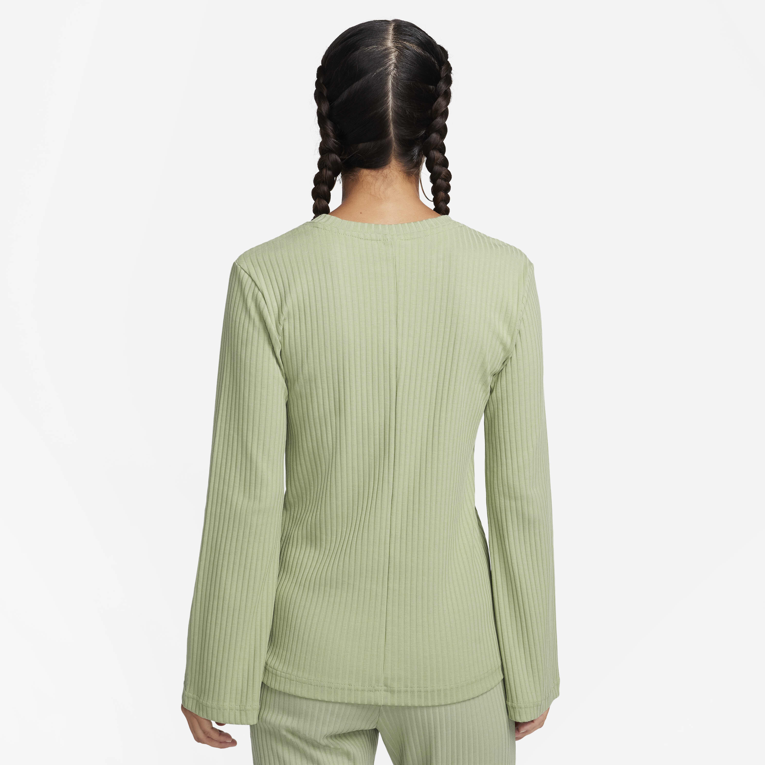 نايكي سبورتسوير image number 1