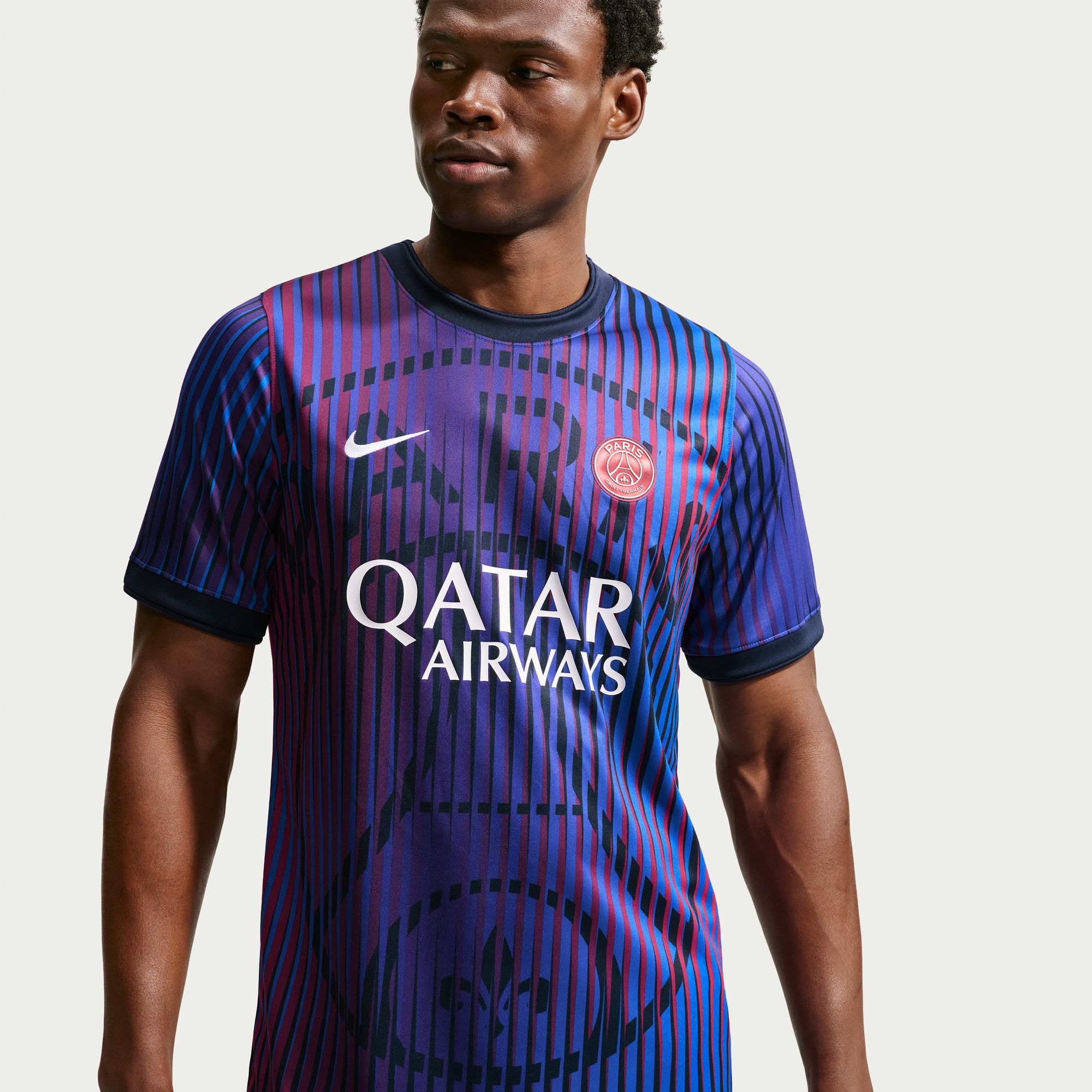 Paris Saint-Germain Away image number 1