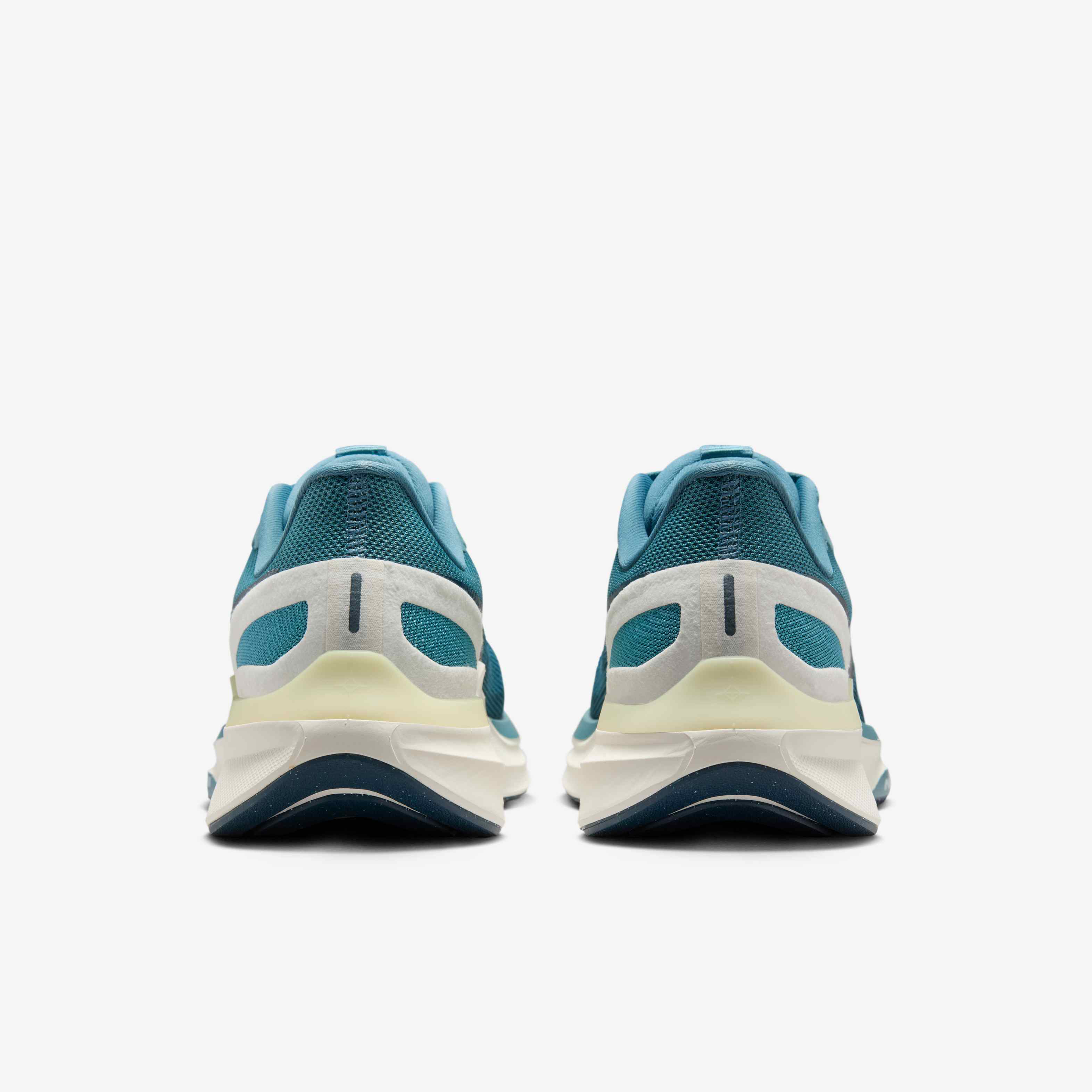 Nike Structure 25 image number 5