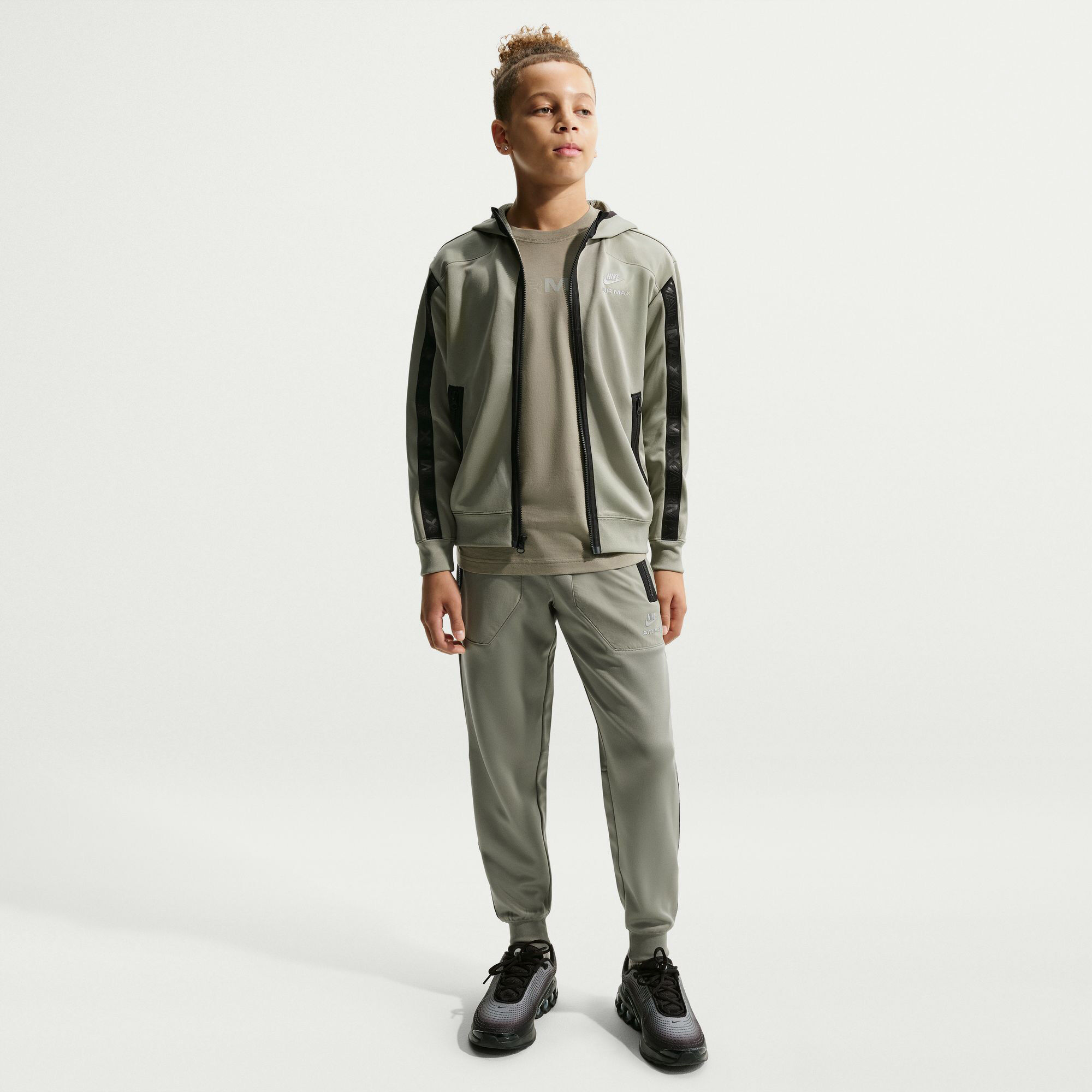 Nike Sportswear image number 0