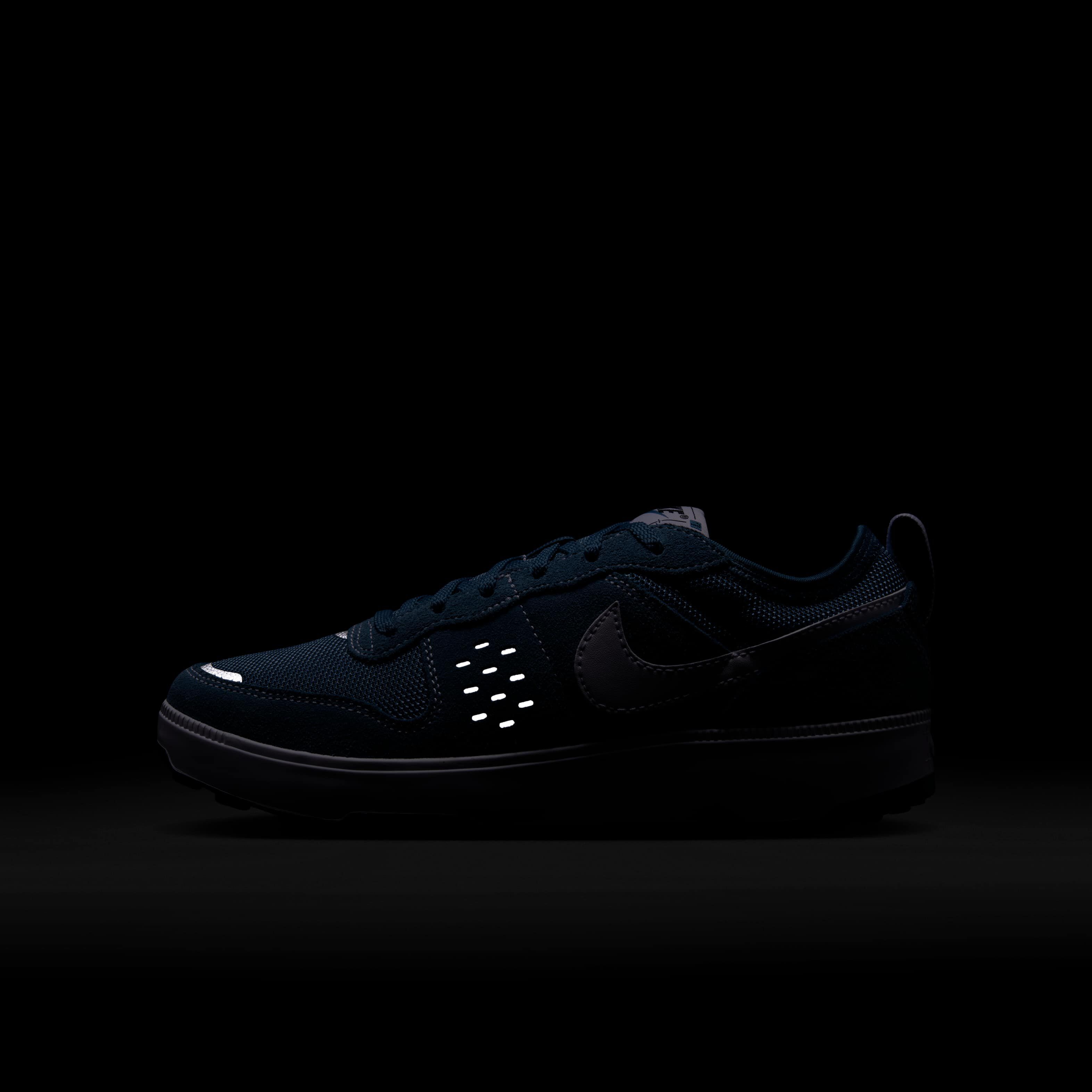 Nike C1TY 'Phone Booth' image number 9