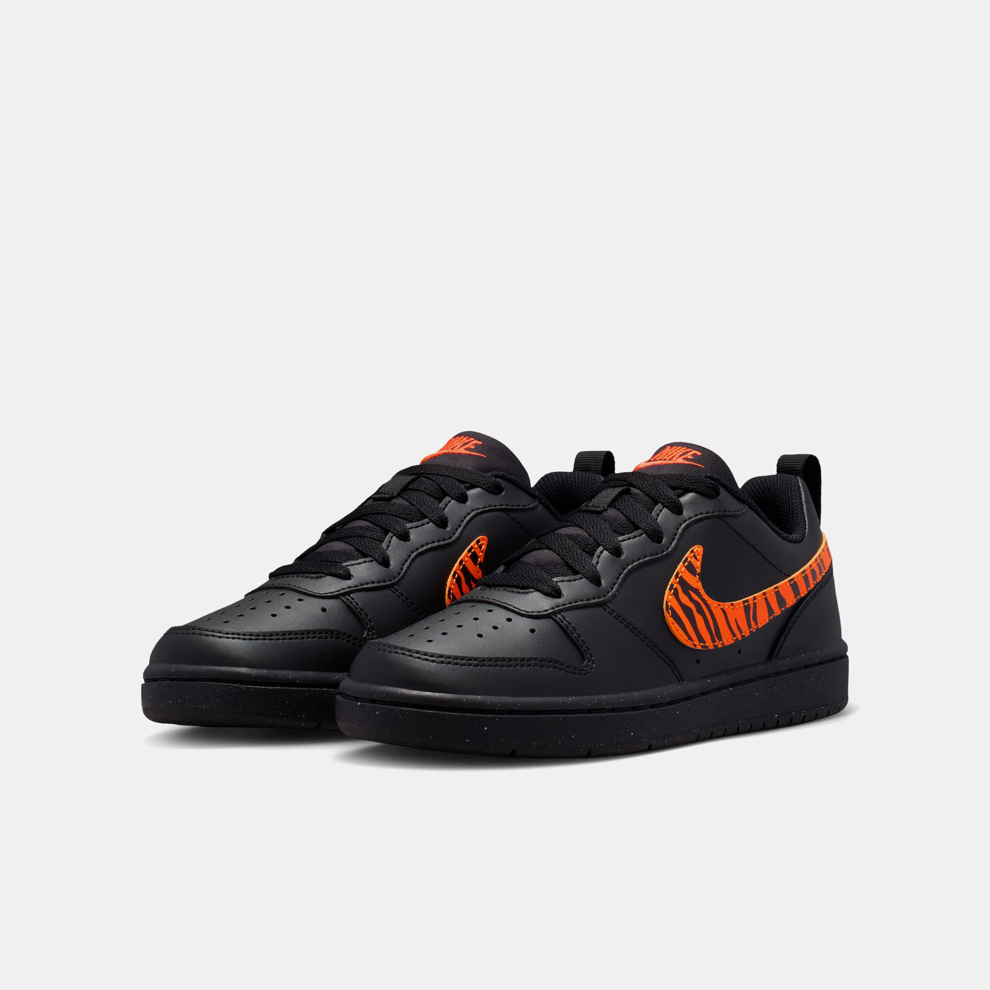 Nike Court Borough Low image number 2