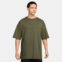 Nike Sportswear Premium Essentials