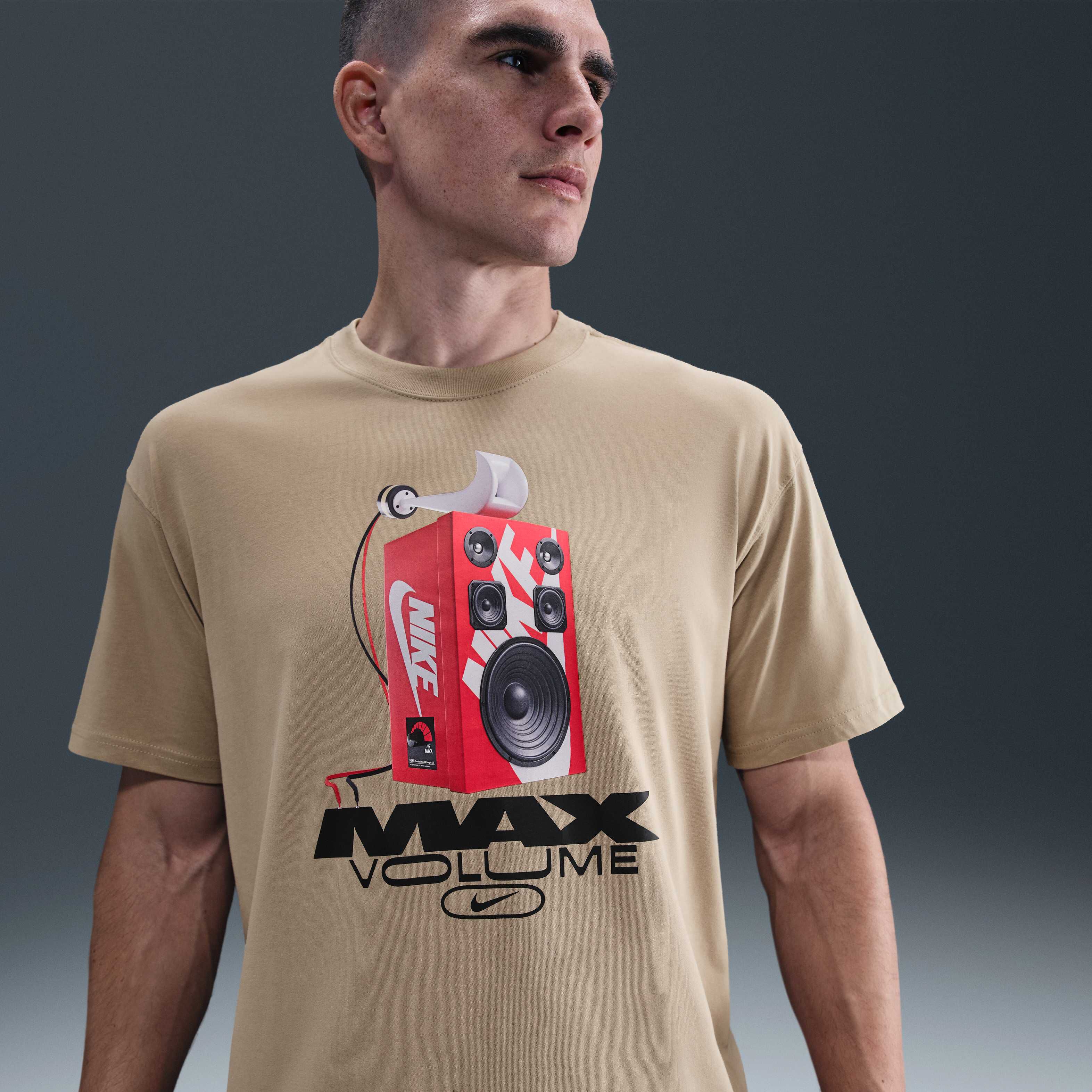 ★Nike★ Sportswear Max90 T-shirt M Light Khaki HQ9261229 HQ Nike Sportswear Men's Max90 T-Shirt. Nike.com