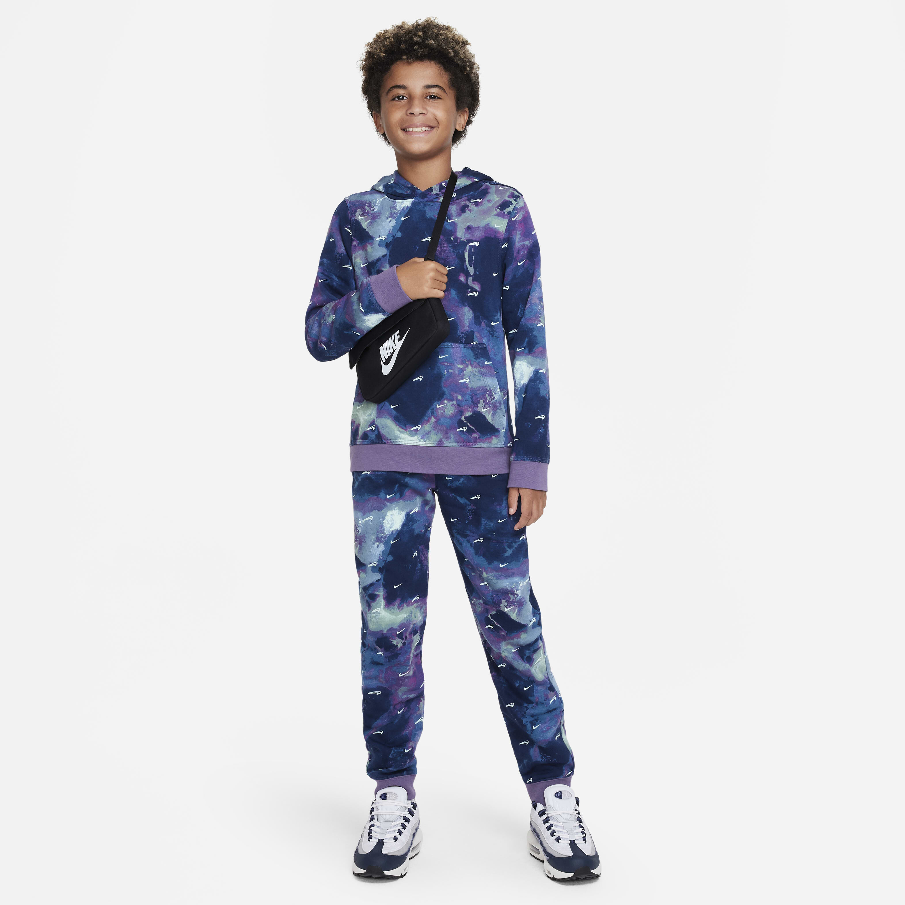 نايكي سبورتسوير كلوب فليس image number 4