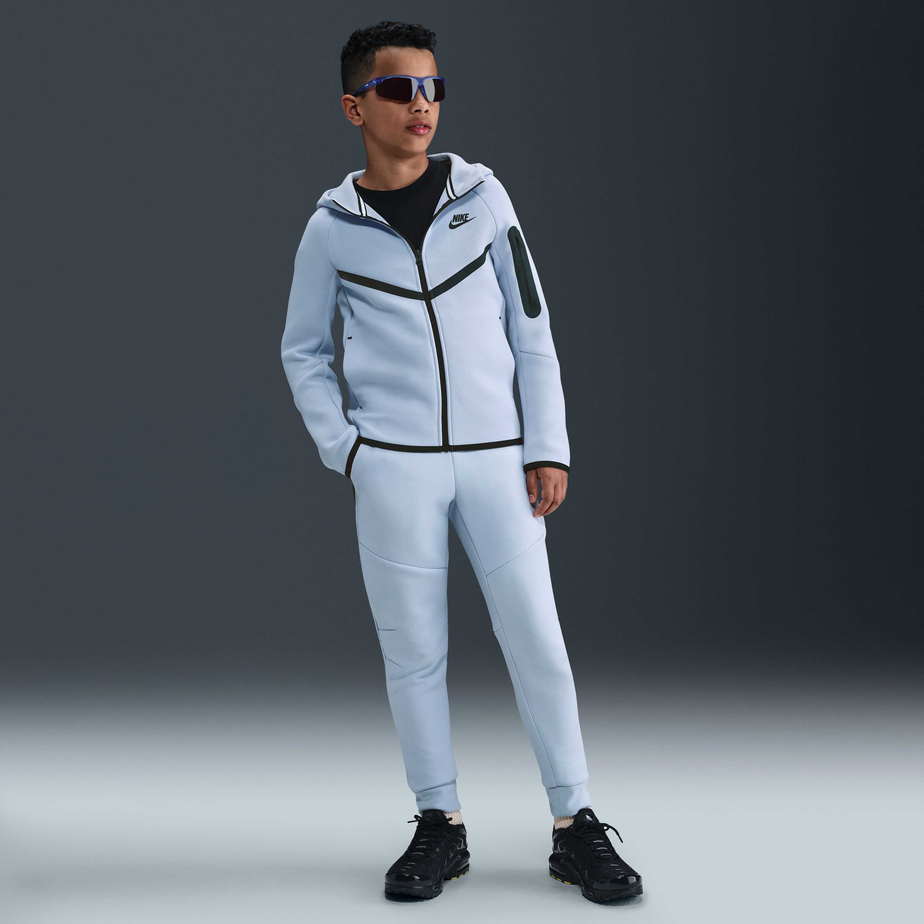 Nike Sportswear Tech Fleece image number 3