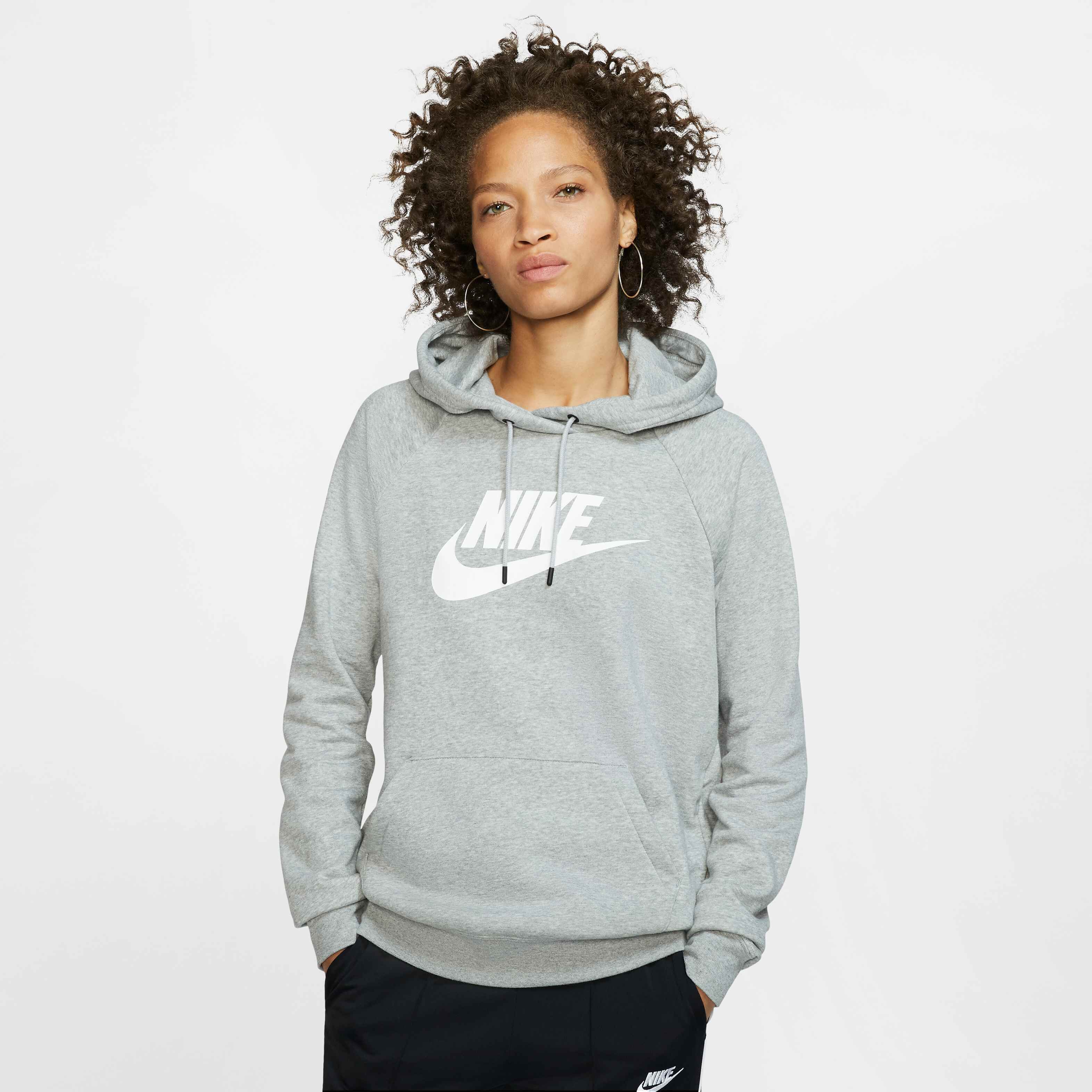 Nike Sportswear Essential image number 0