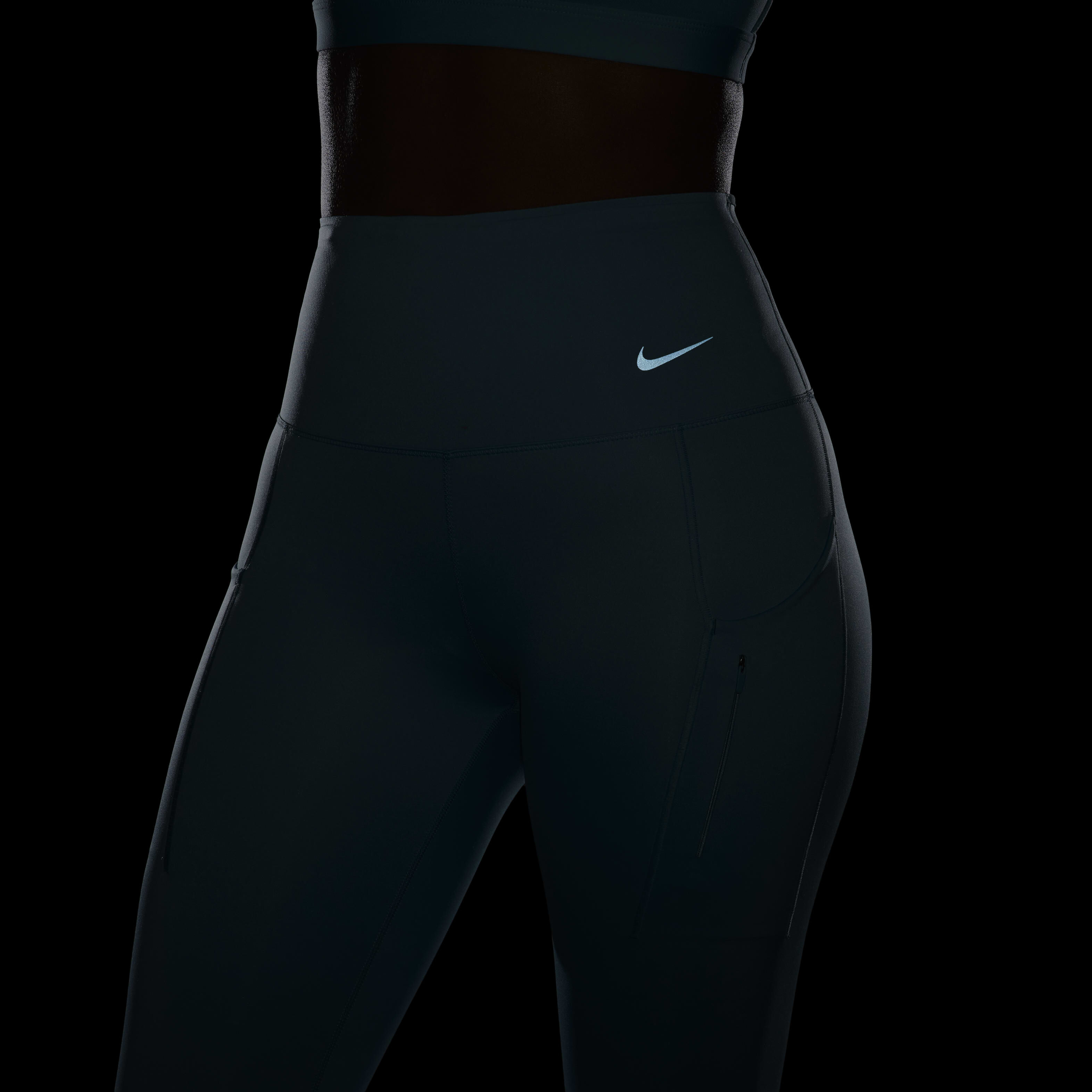 Nike legend leggings top