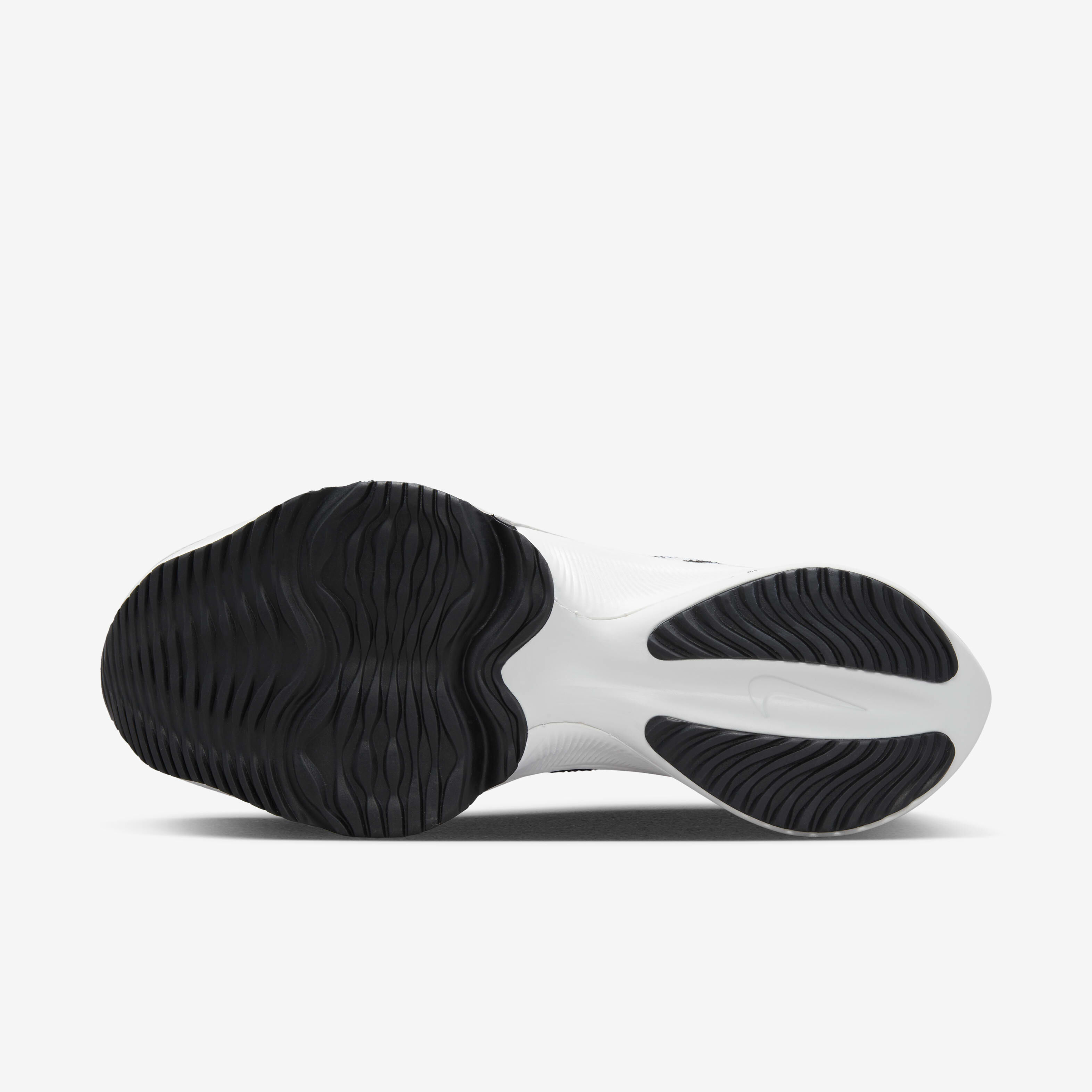 نايكي اير زوم تمبو نيكست% image number 1