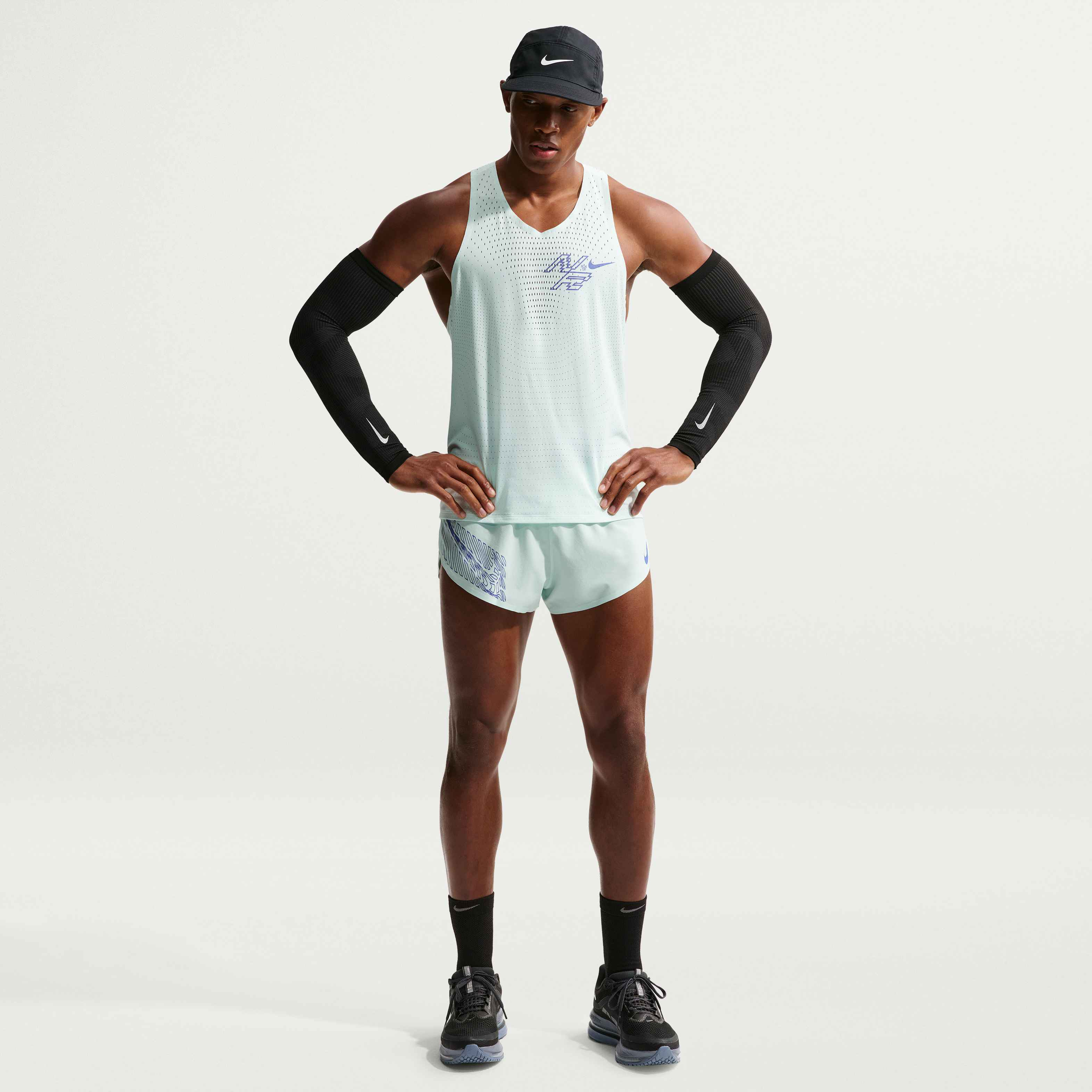 Nike AeroSwift image number 3