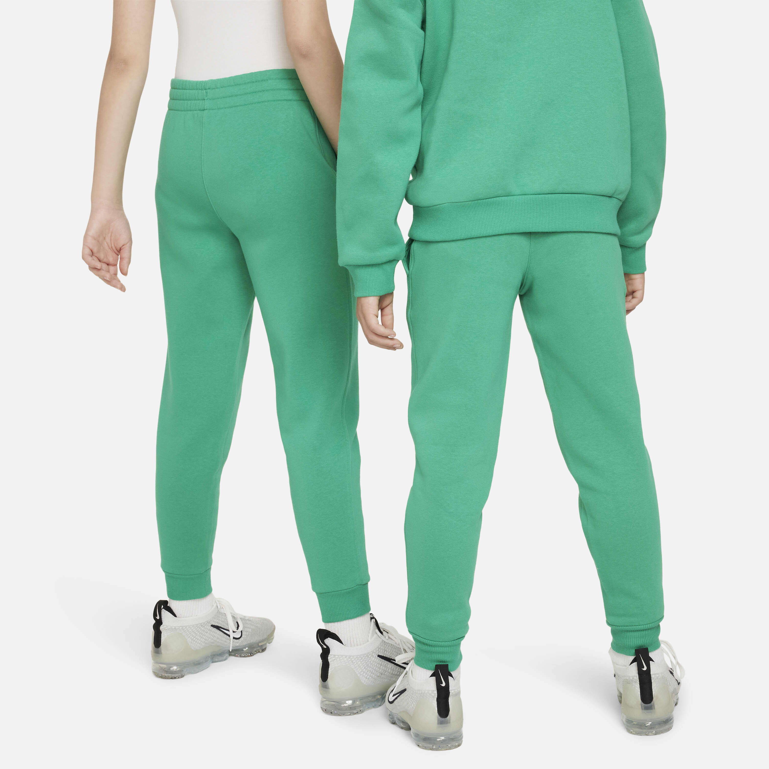 نايكي سبورتسوير كلوب فليس image number 1