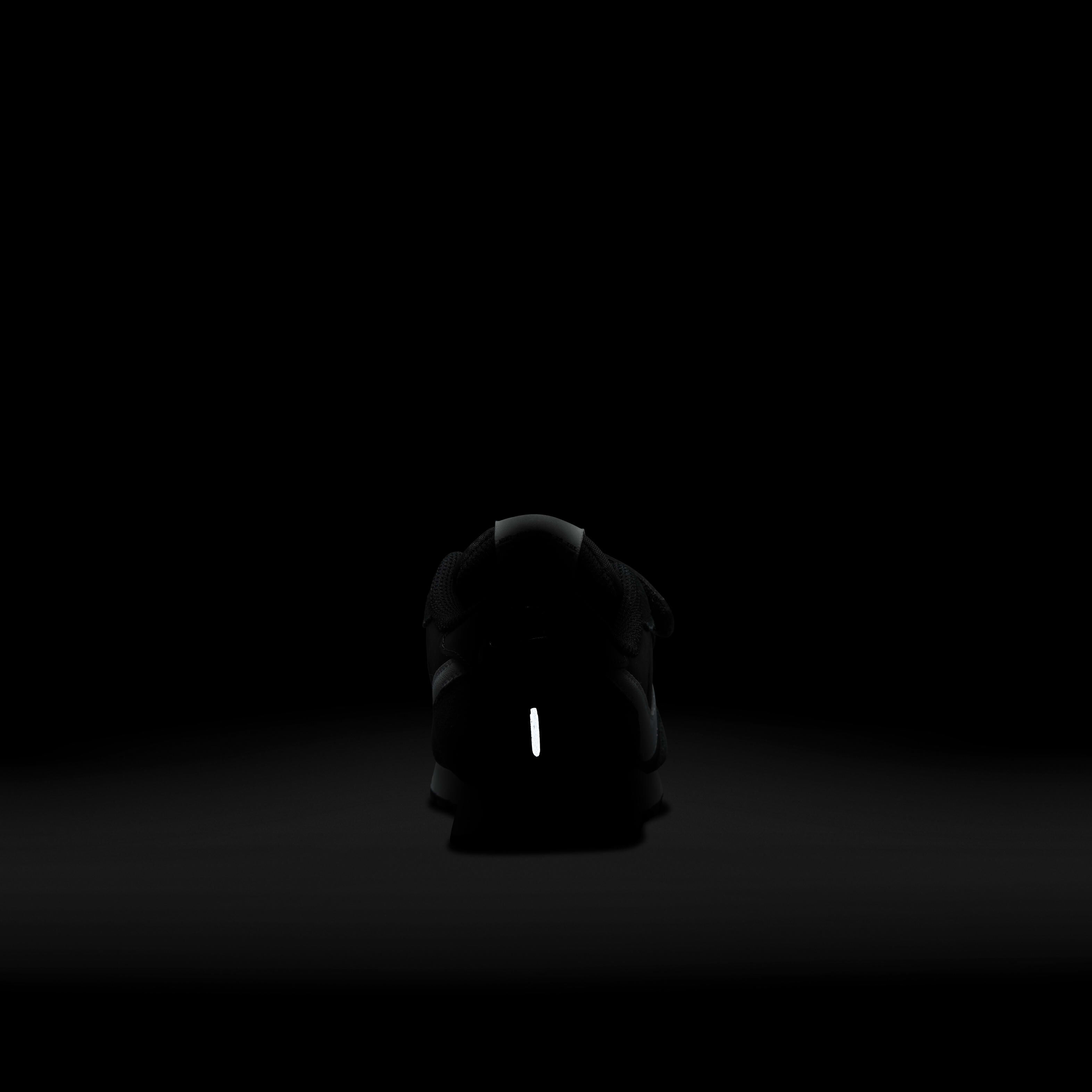 Nike MD Valiant image number 8