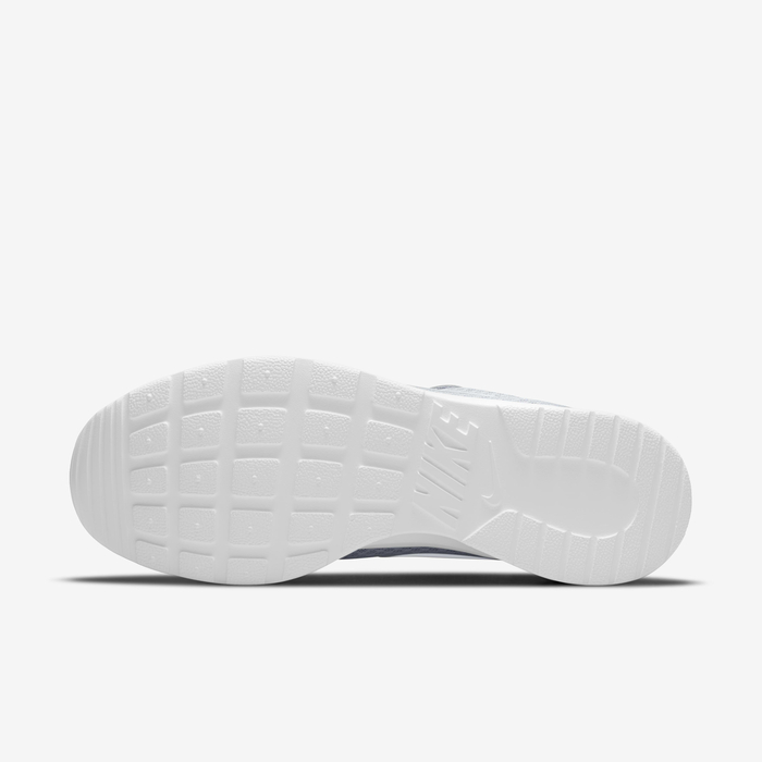 Nike Tanjun image number 2 Nike Tanjun image number 2