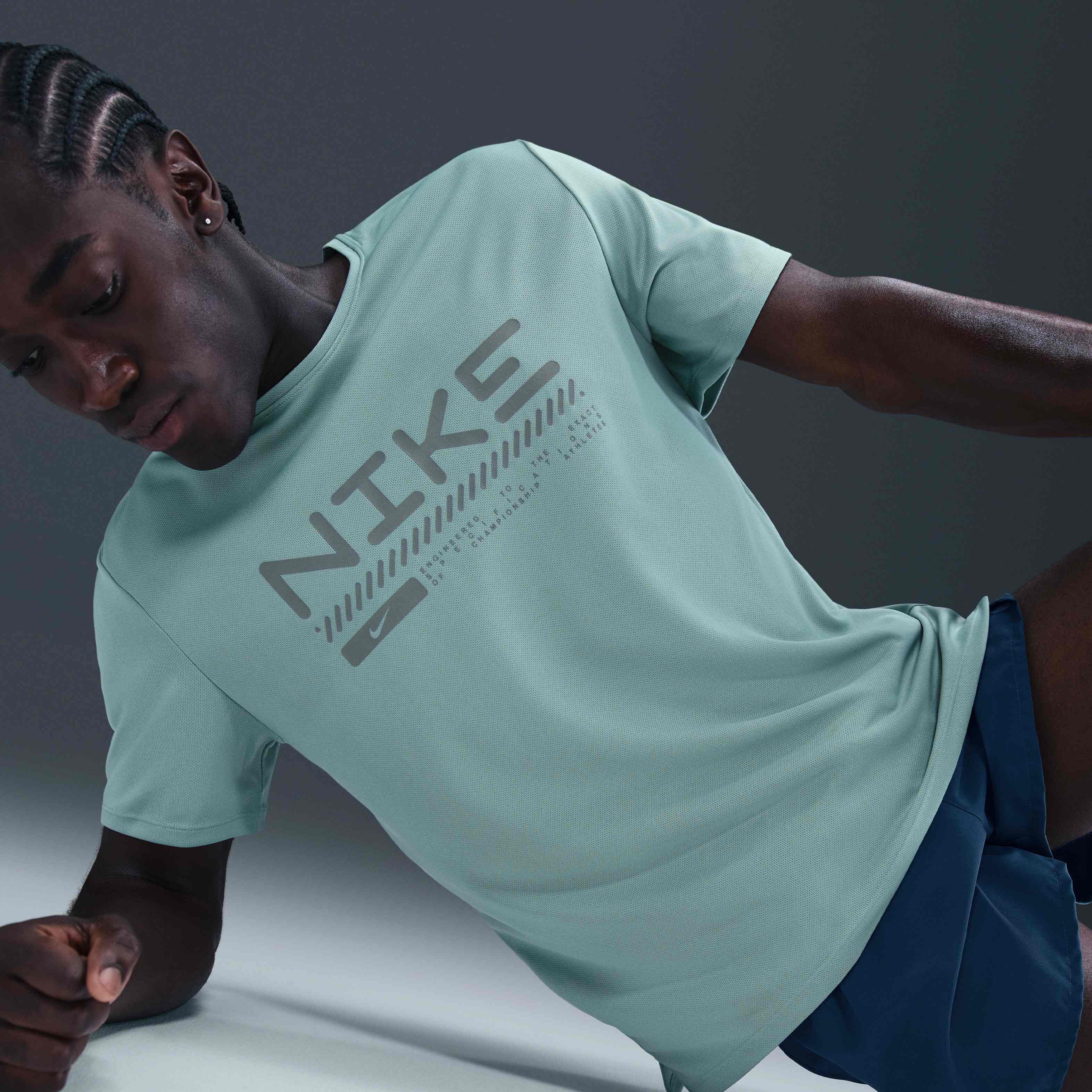 Nike Miler image number 2