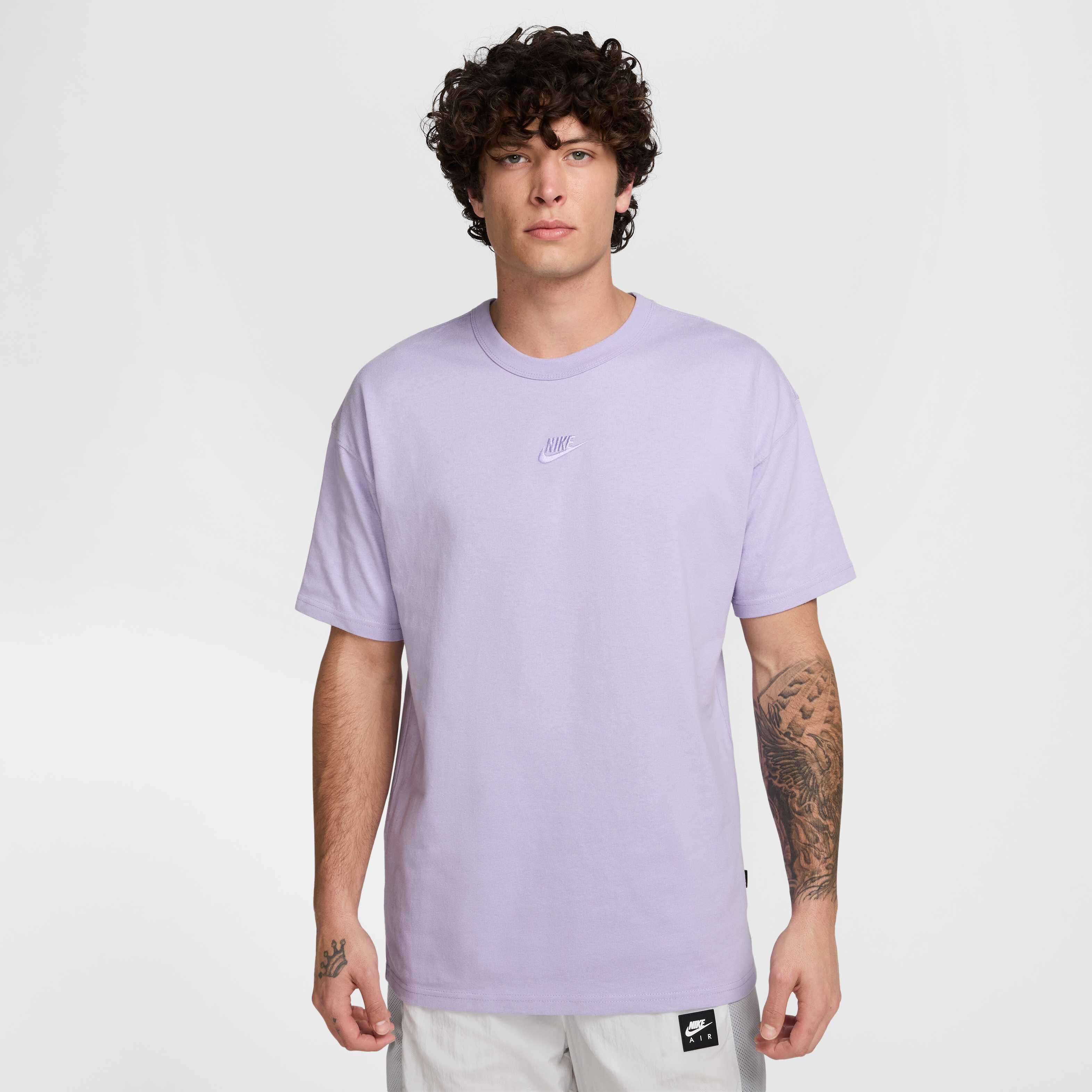 ★Nike★ Sportswear Premium Essentials Men's T-Shirt IB7554 Nike Sportswear Premium Essentials Men's T-Shirt. Nike IN