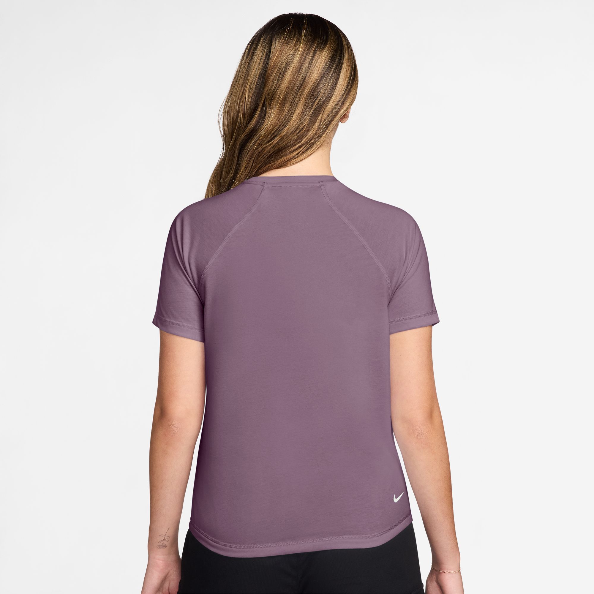 Nike ACG image number 1
