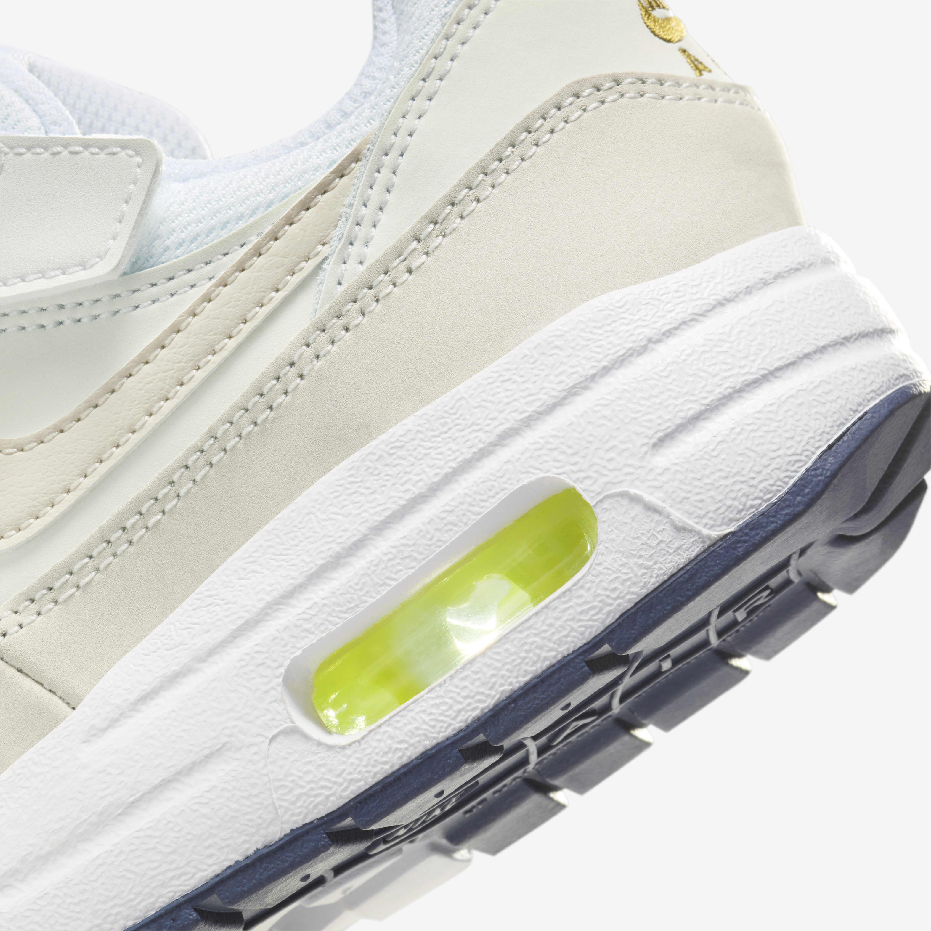 nike air max white lemon