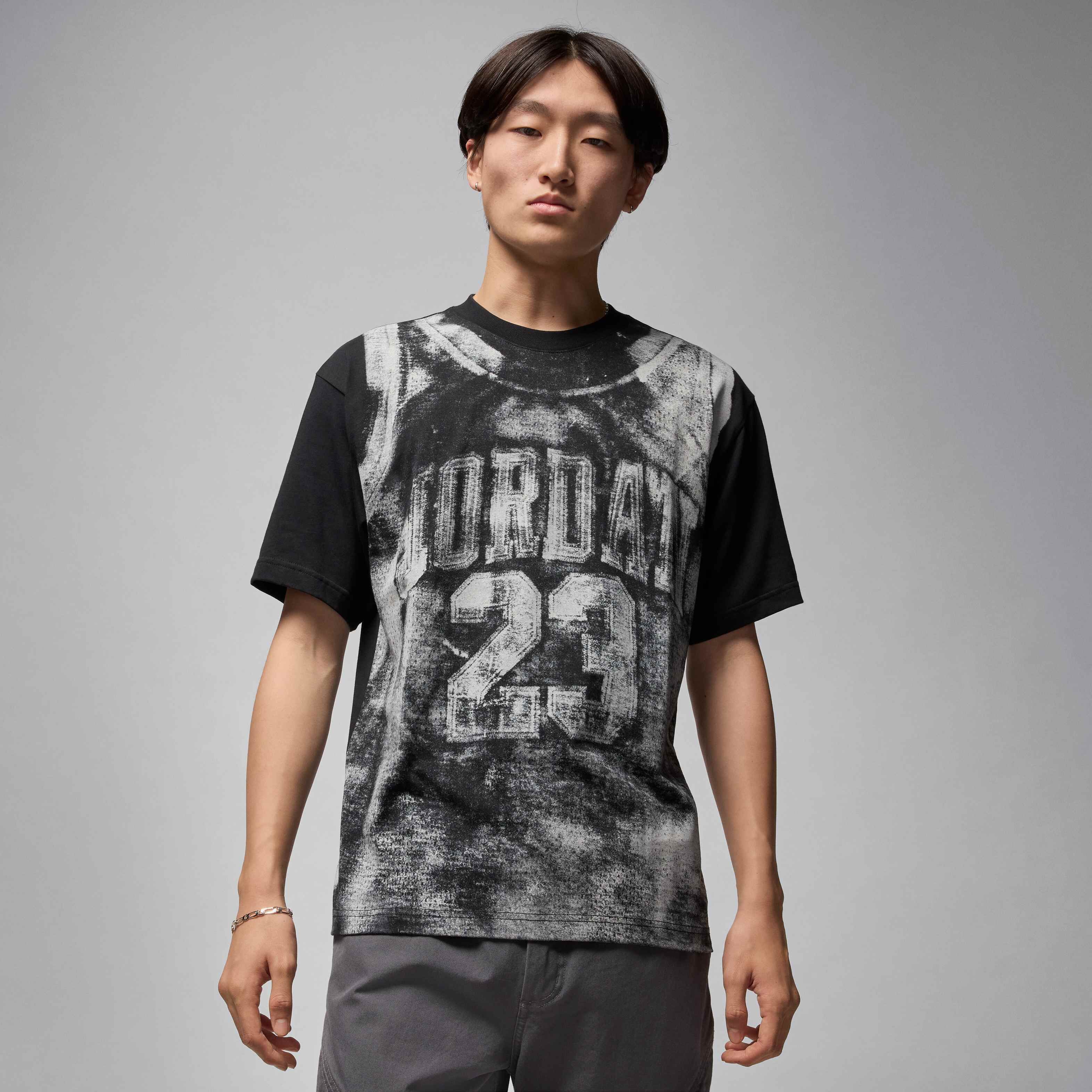 ★Nike★ Jordan Brooklyn T-Shirt M Black Sail HQ8925010 HQ89 Buy Jordan Brooklyn Men's T-Shirt - Sail | Nike Saudi Official