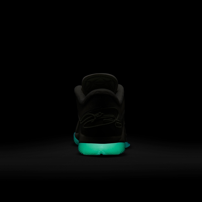 LeBron XXII 'Tunnel Vision' image number 9 LeBron XXII 'Tunnel Vision' image number 9