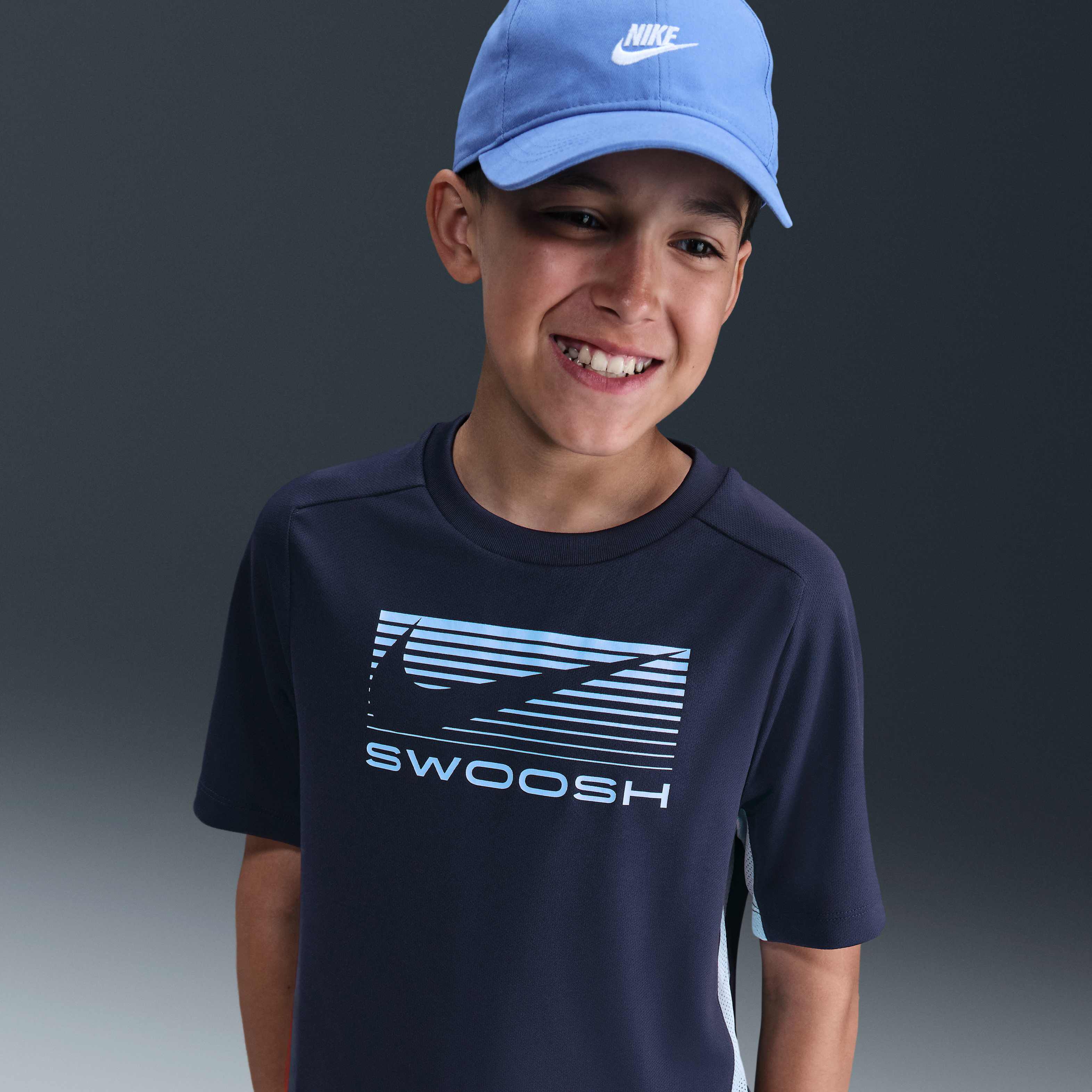 نايكي مالتي image number 0