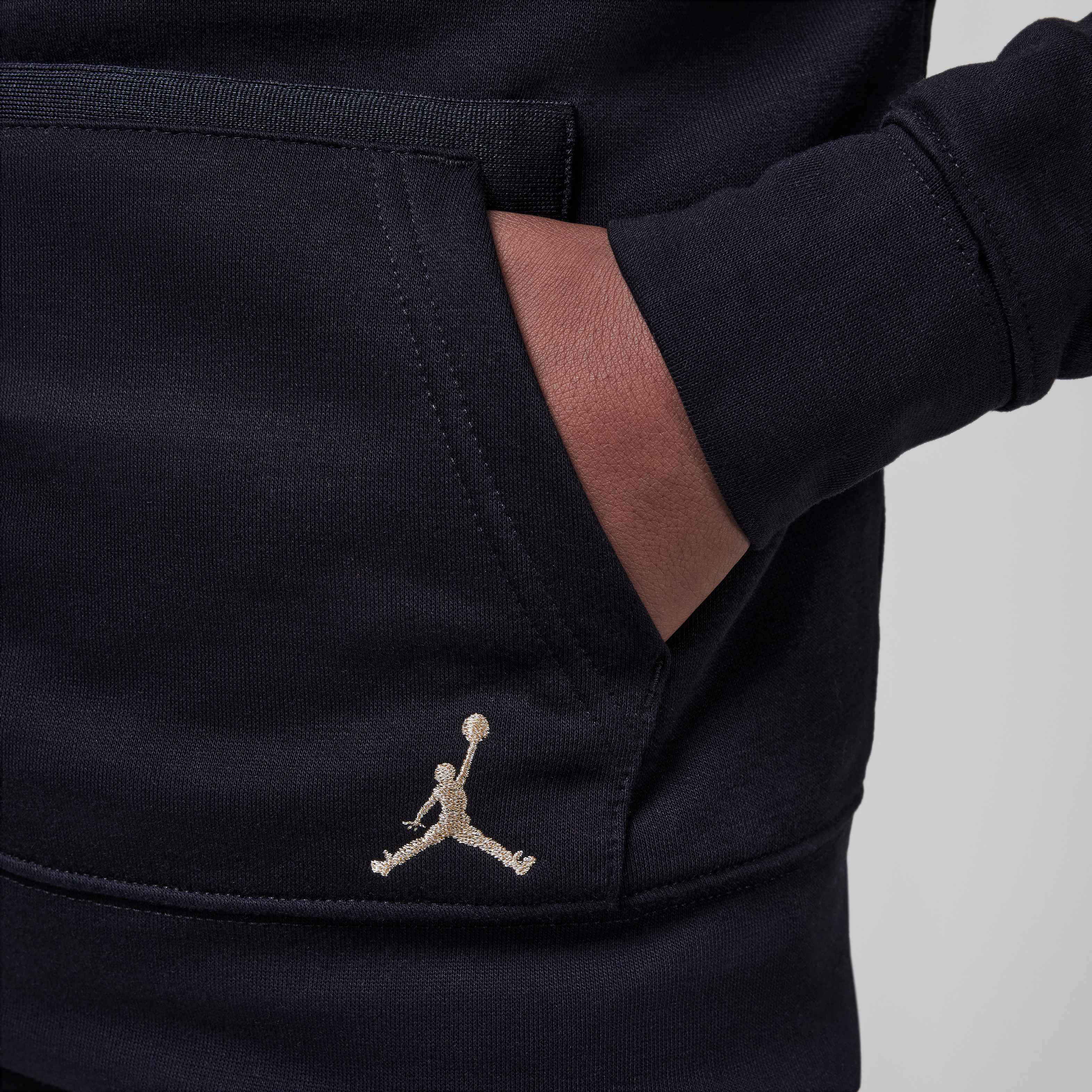 Jordan 'See Me Shine' image number 4