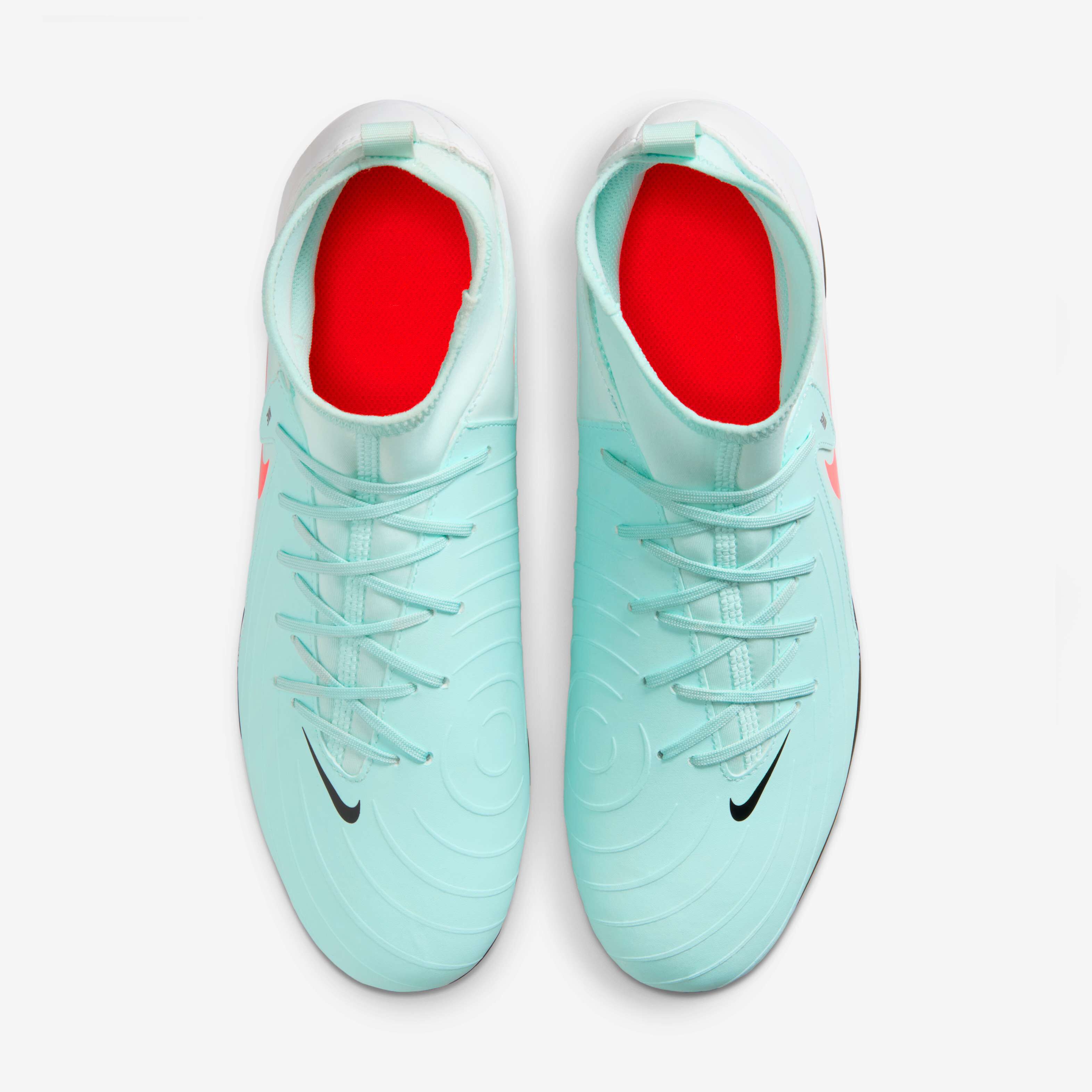 Nike Phantom Luna 2 Club image number 3