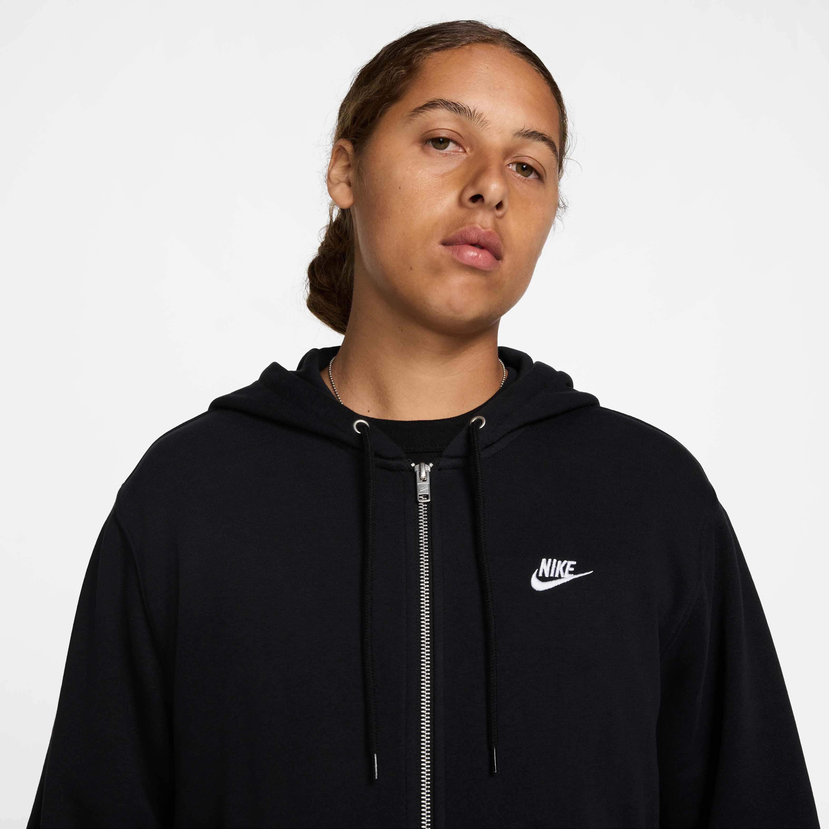 Nike Club image number 2