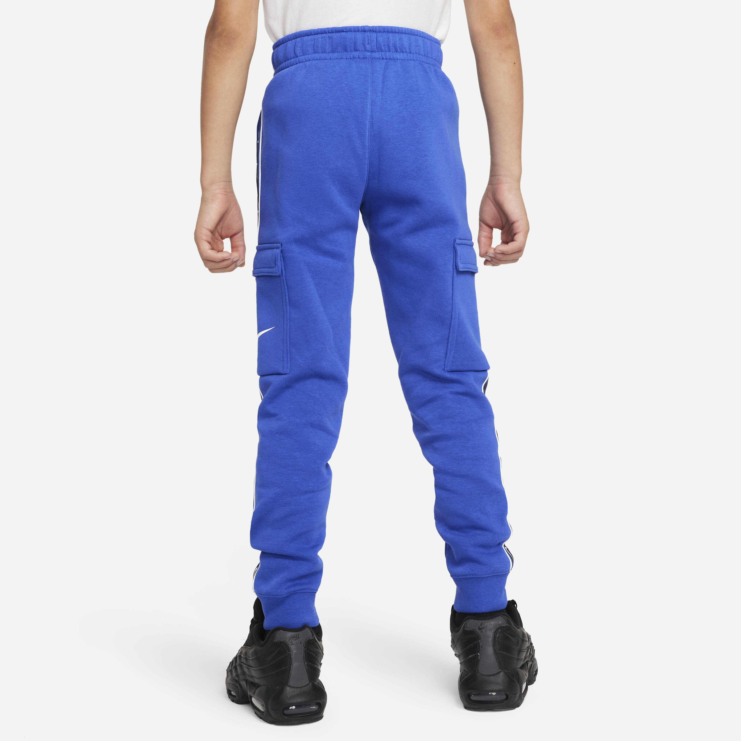 Nike Sportswear Repeat image number 1