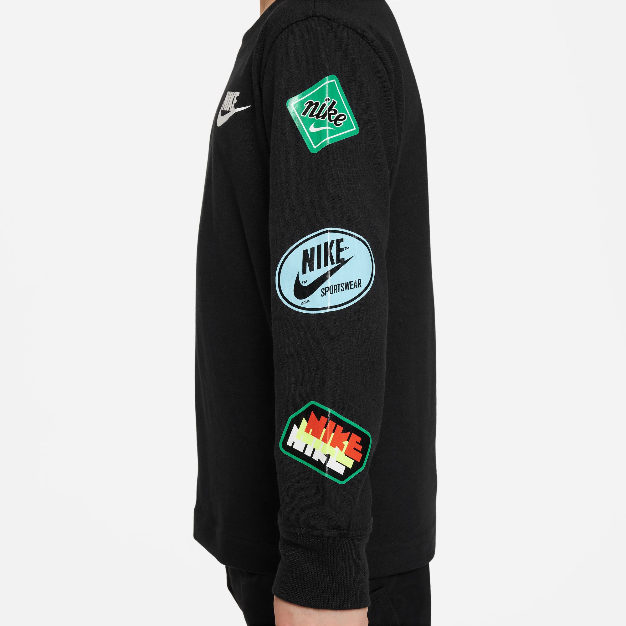 نايكي ريترو ستيكر image number 2