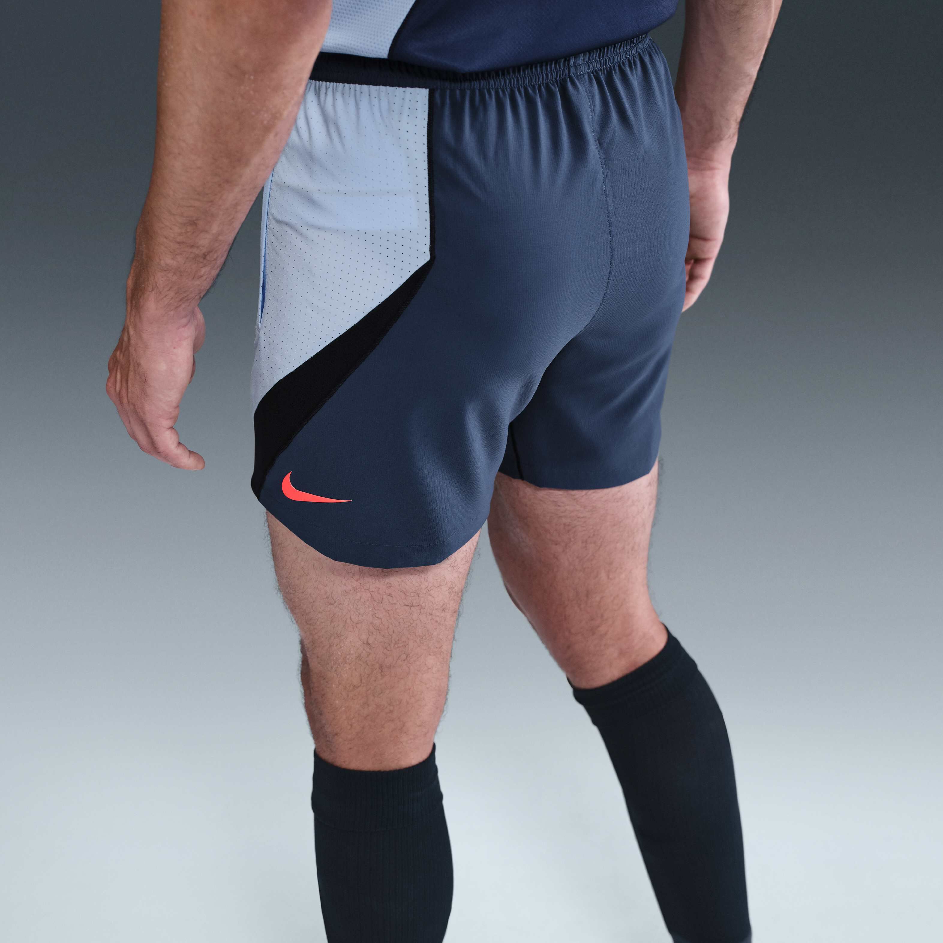 نايكي سترايك بلس image number 2