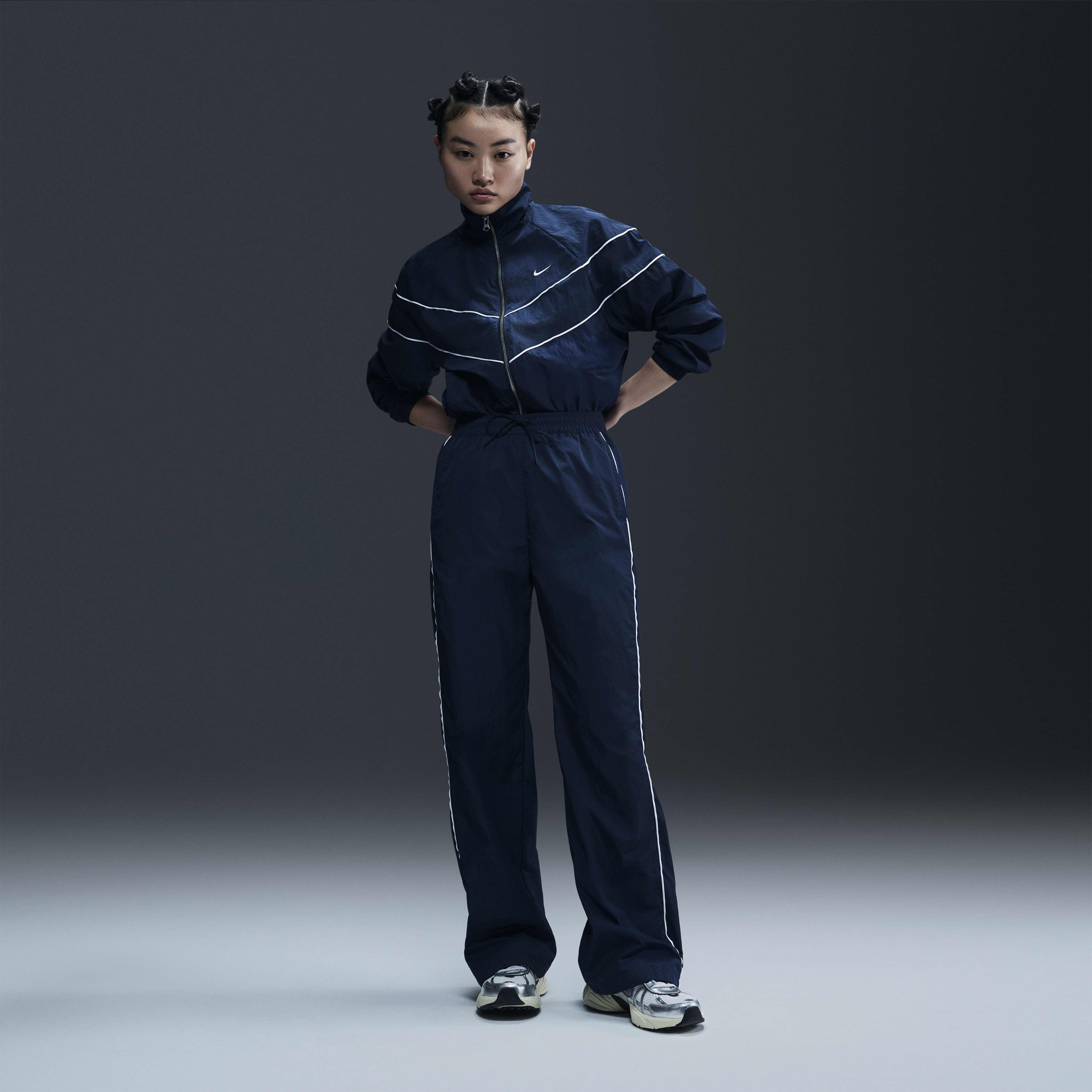 Nike Windrunner image number 3