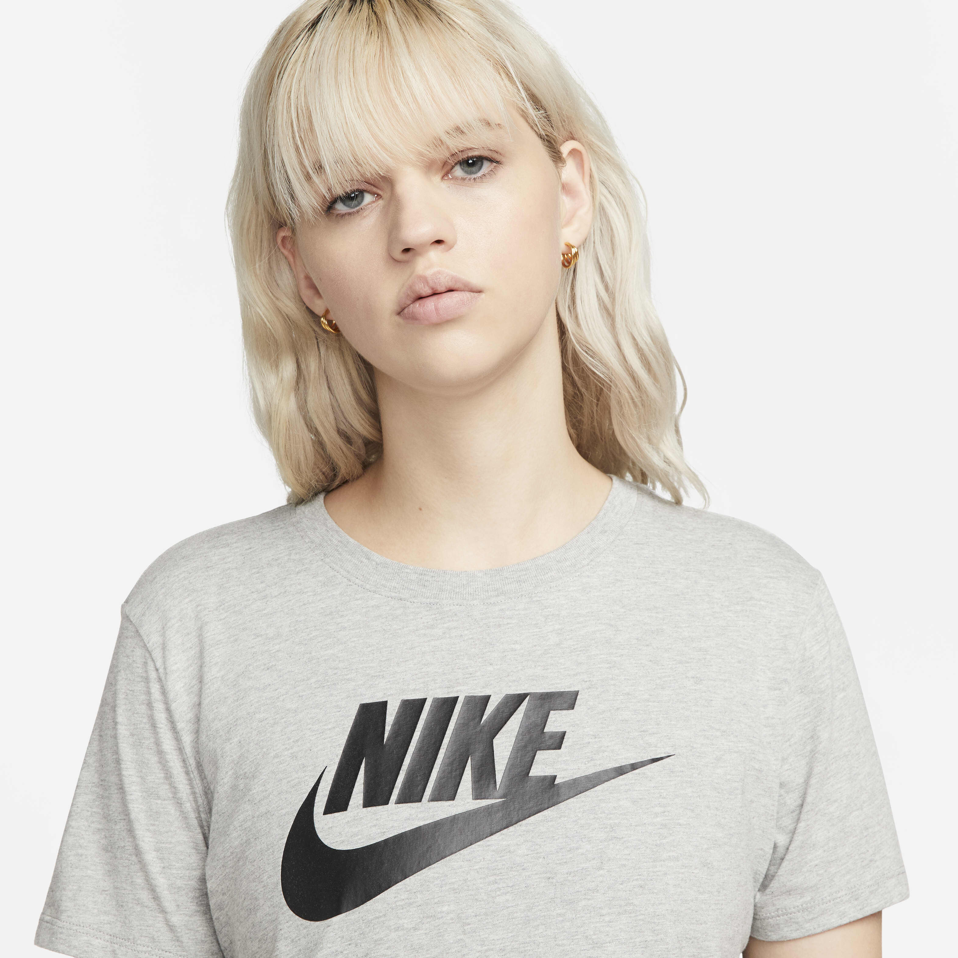 Nike Sportswear Essentials image number 2