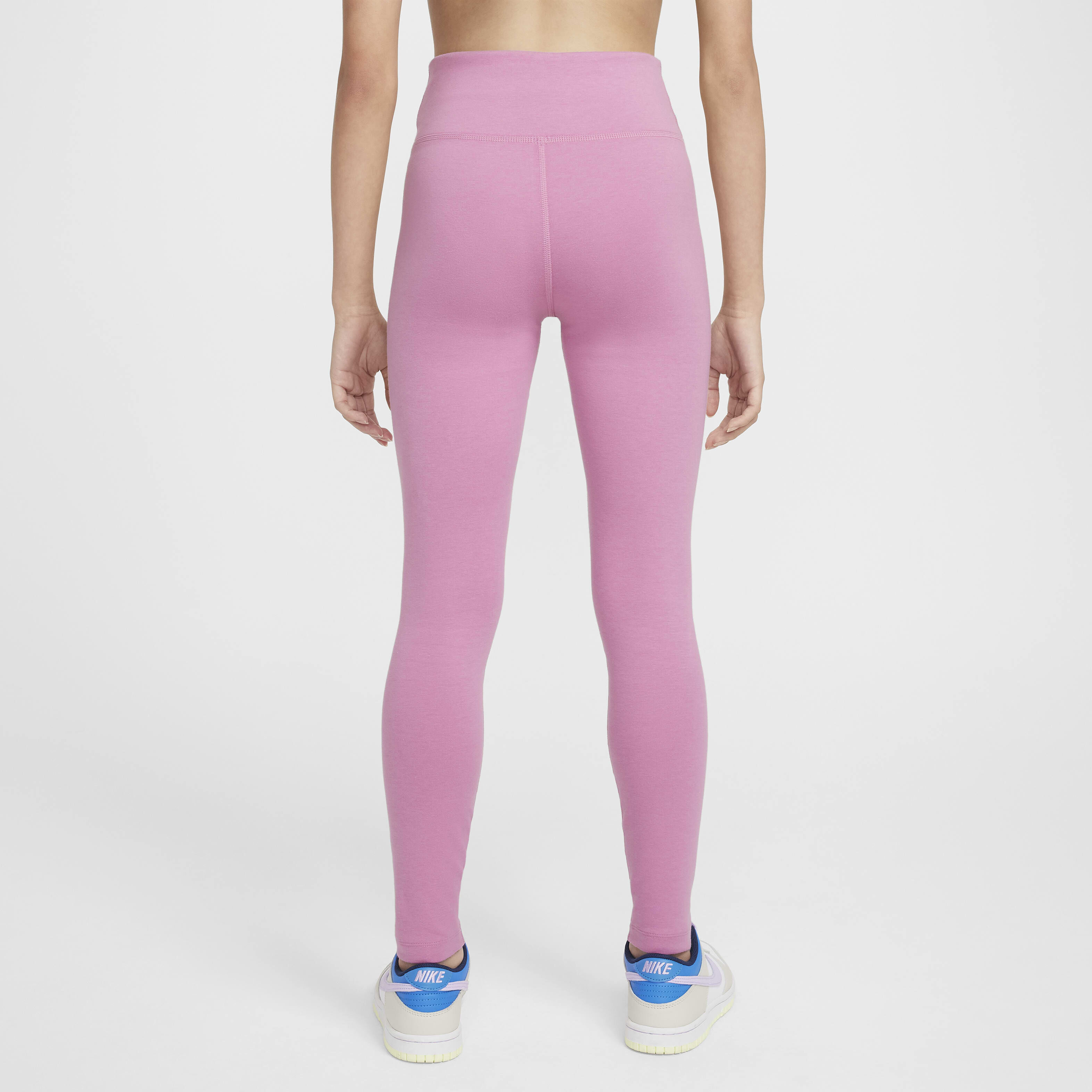 نايكي سبورتسوير كلاسيك image number 1