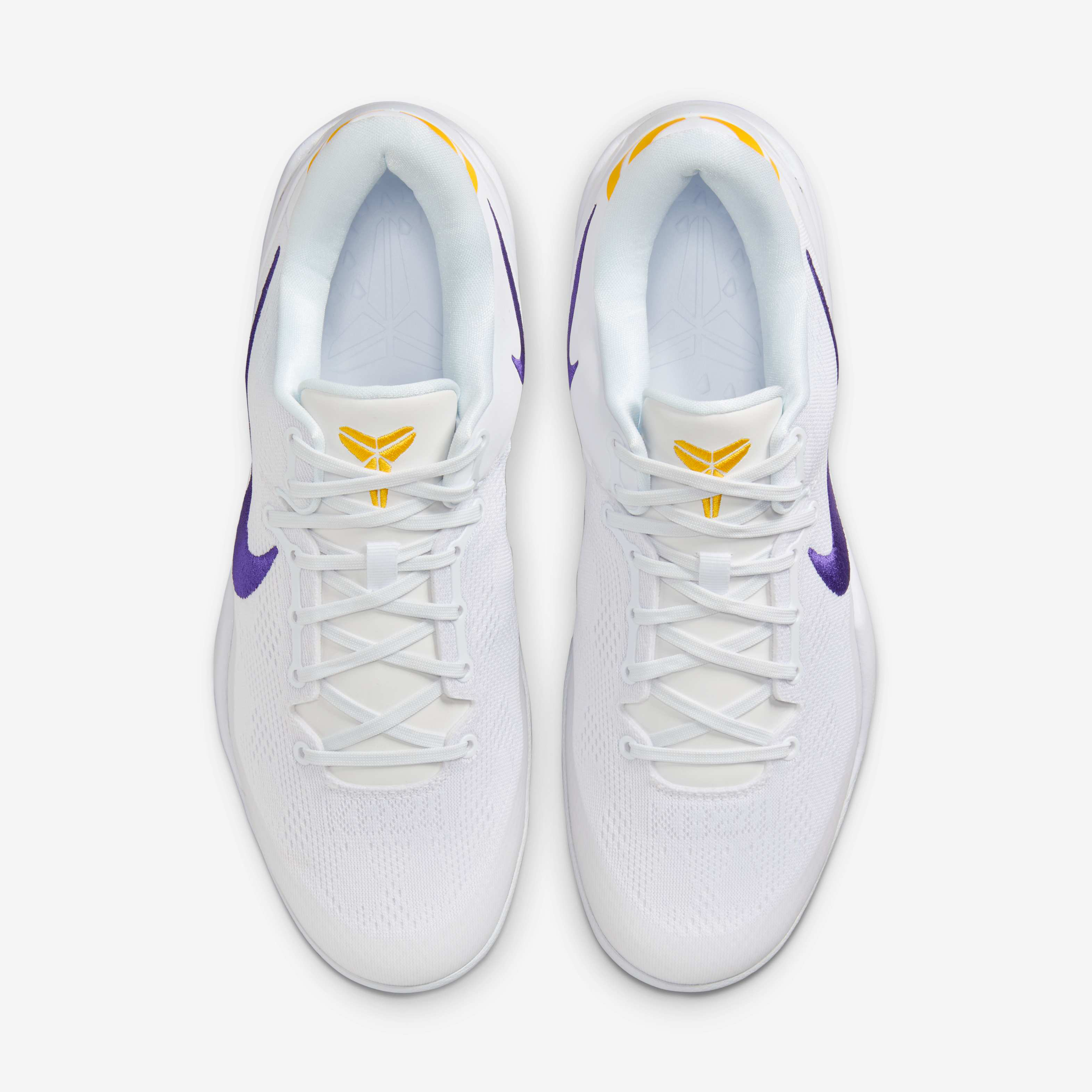 kobe gold and white shoes