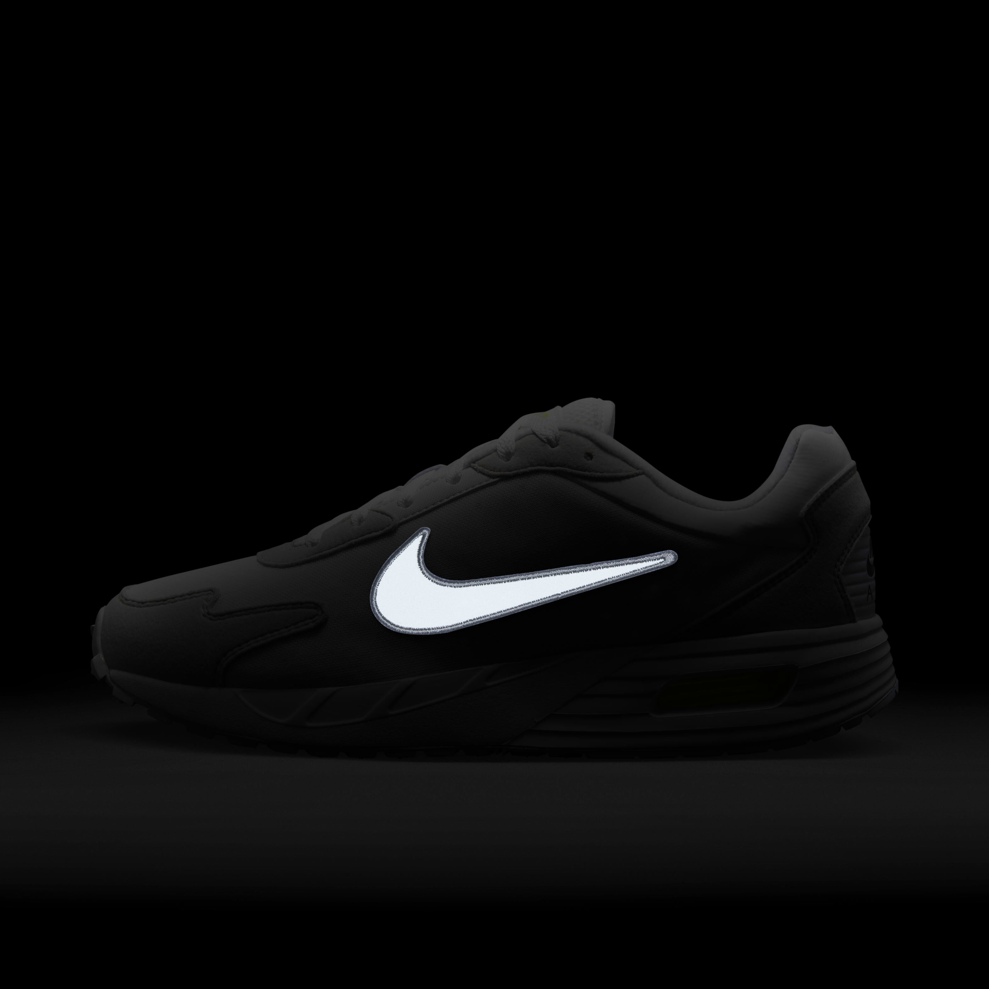 Nike Air Max Solo image number 9