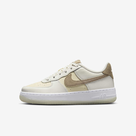 Nike Air Force 1 LV8 5