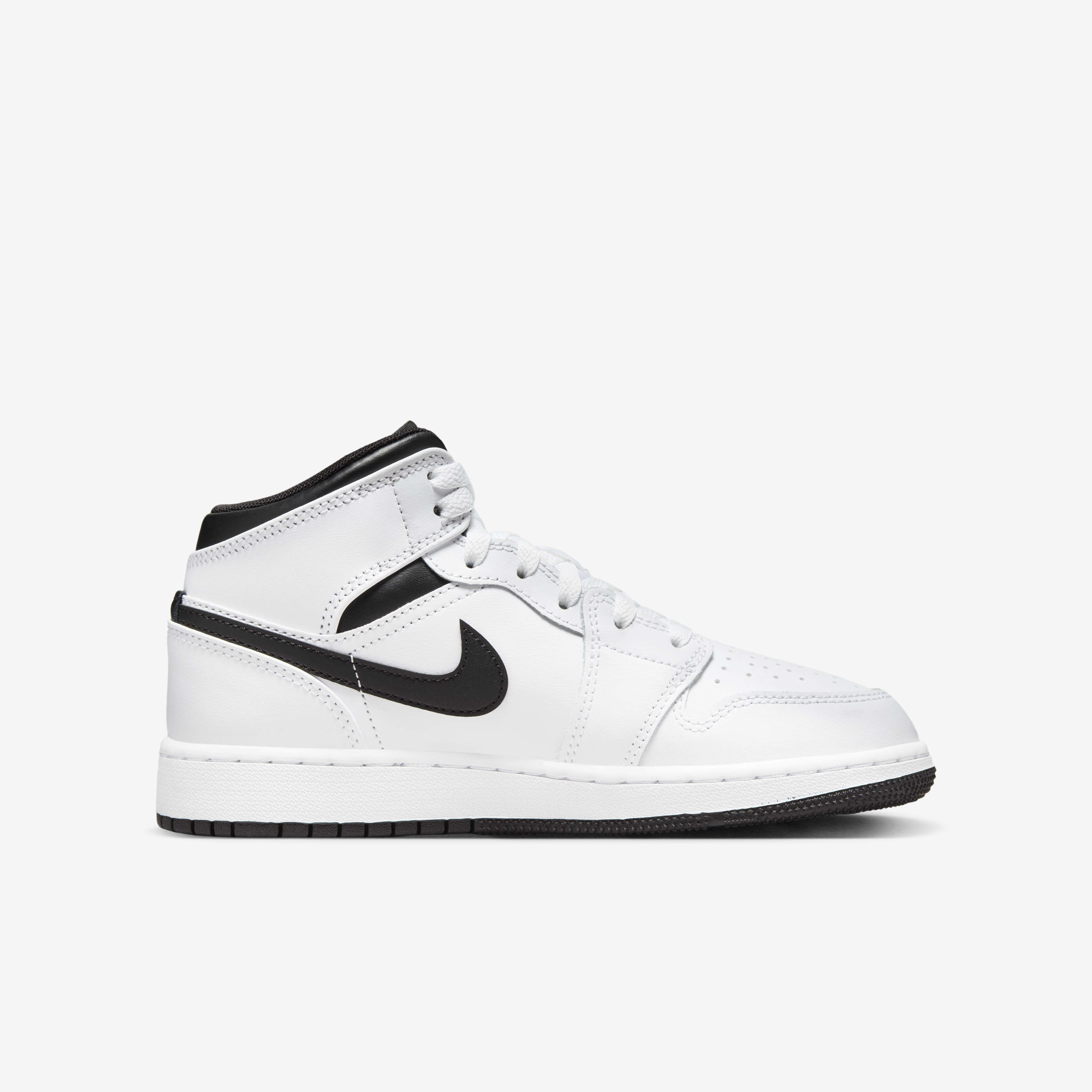 Air Jordan 1 Mid image number 2