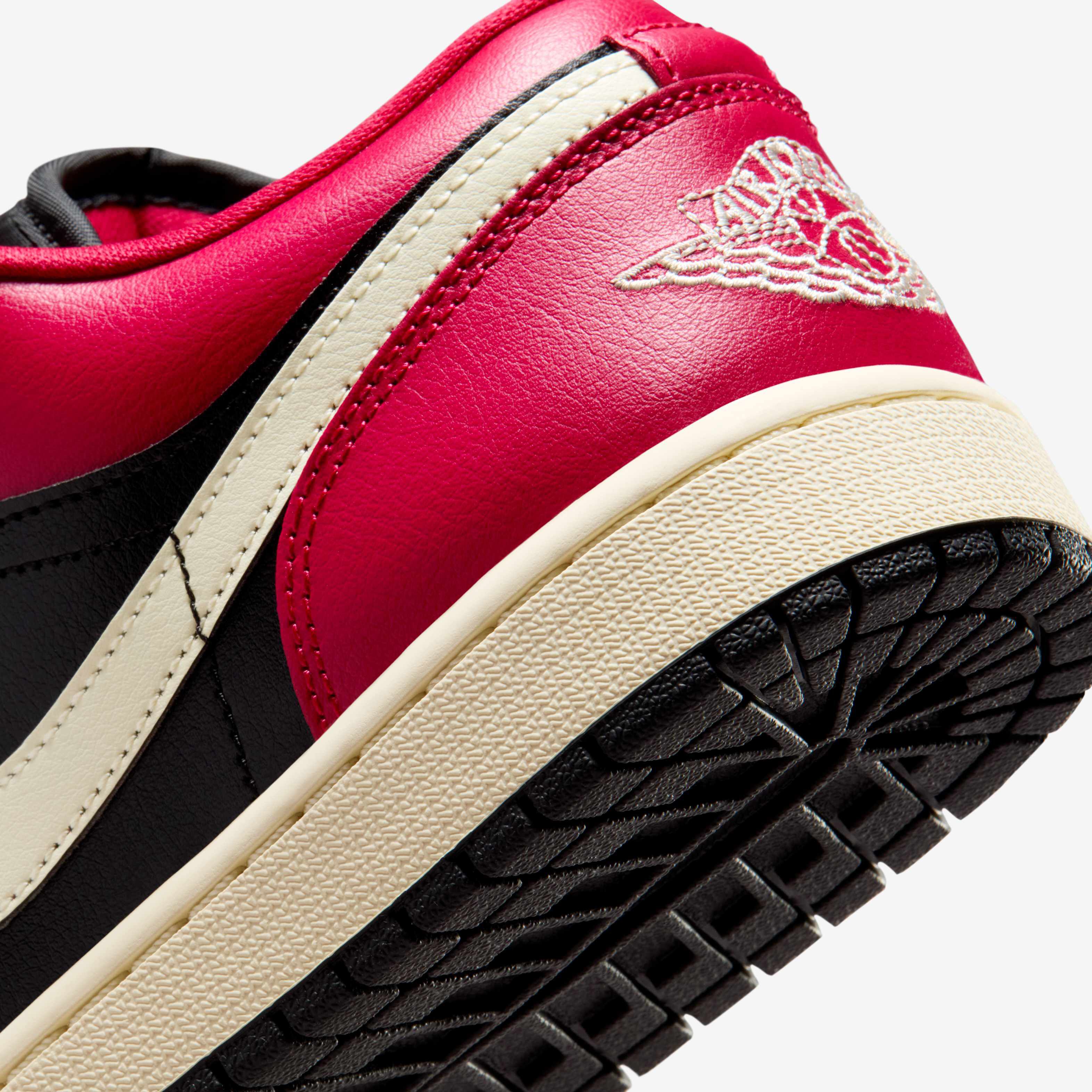 Air Jordan 1 Low image number 7
