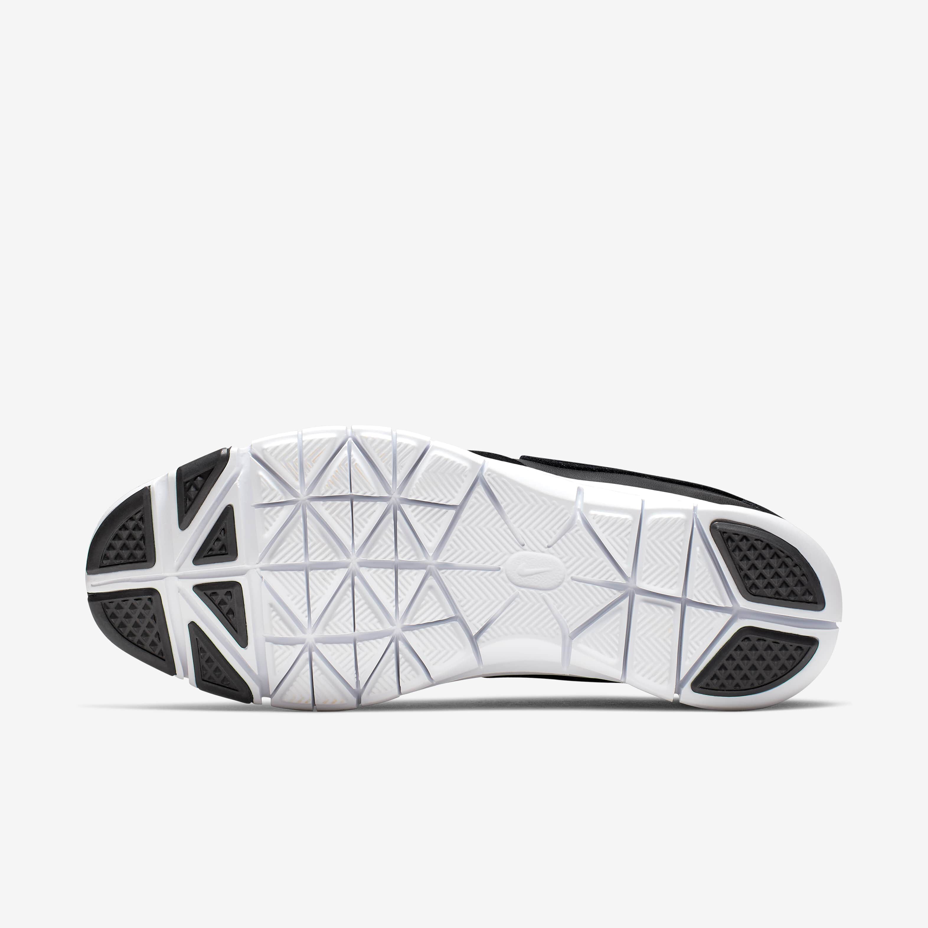 Nike Flex Essential TR Leather image number 1